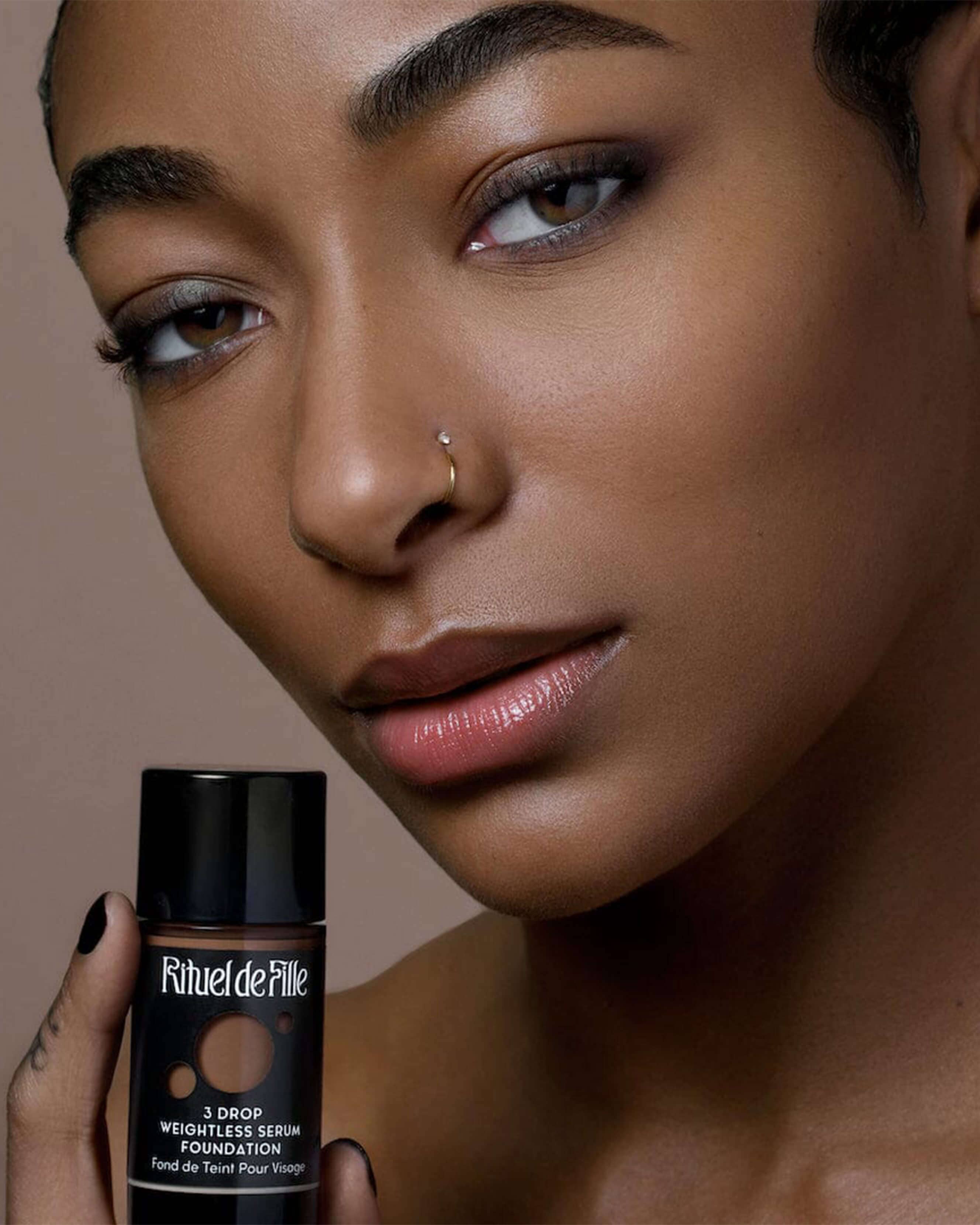 3 Drop Weightless Serum Foundation - Image 85