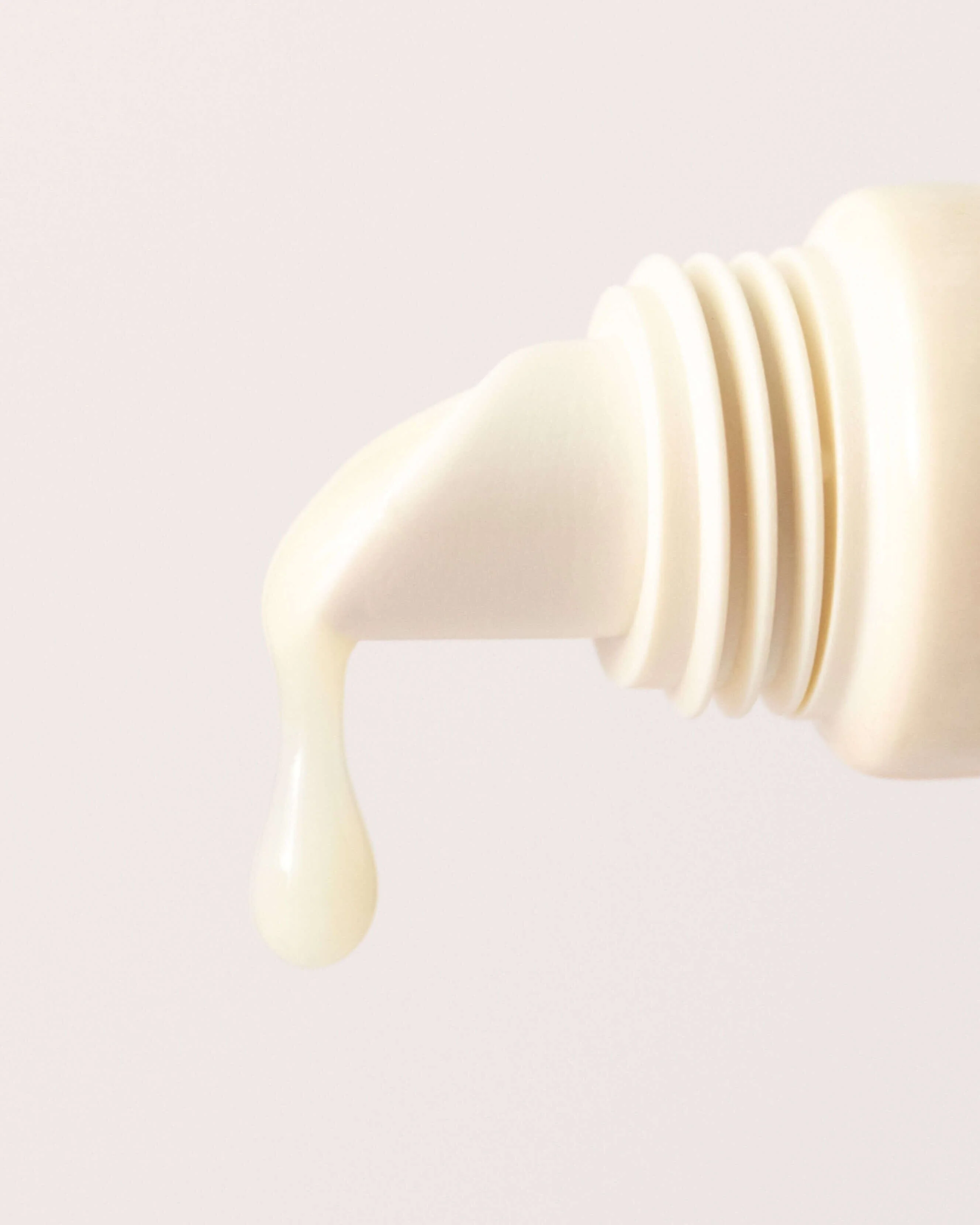 Hydrating Sea Silk Lip Balm Treatment for Anti-Aging and Lip Wrinkles - Image 4