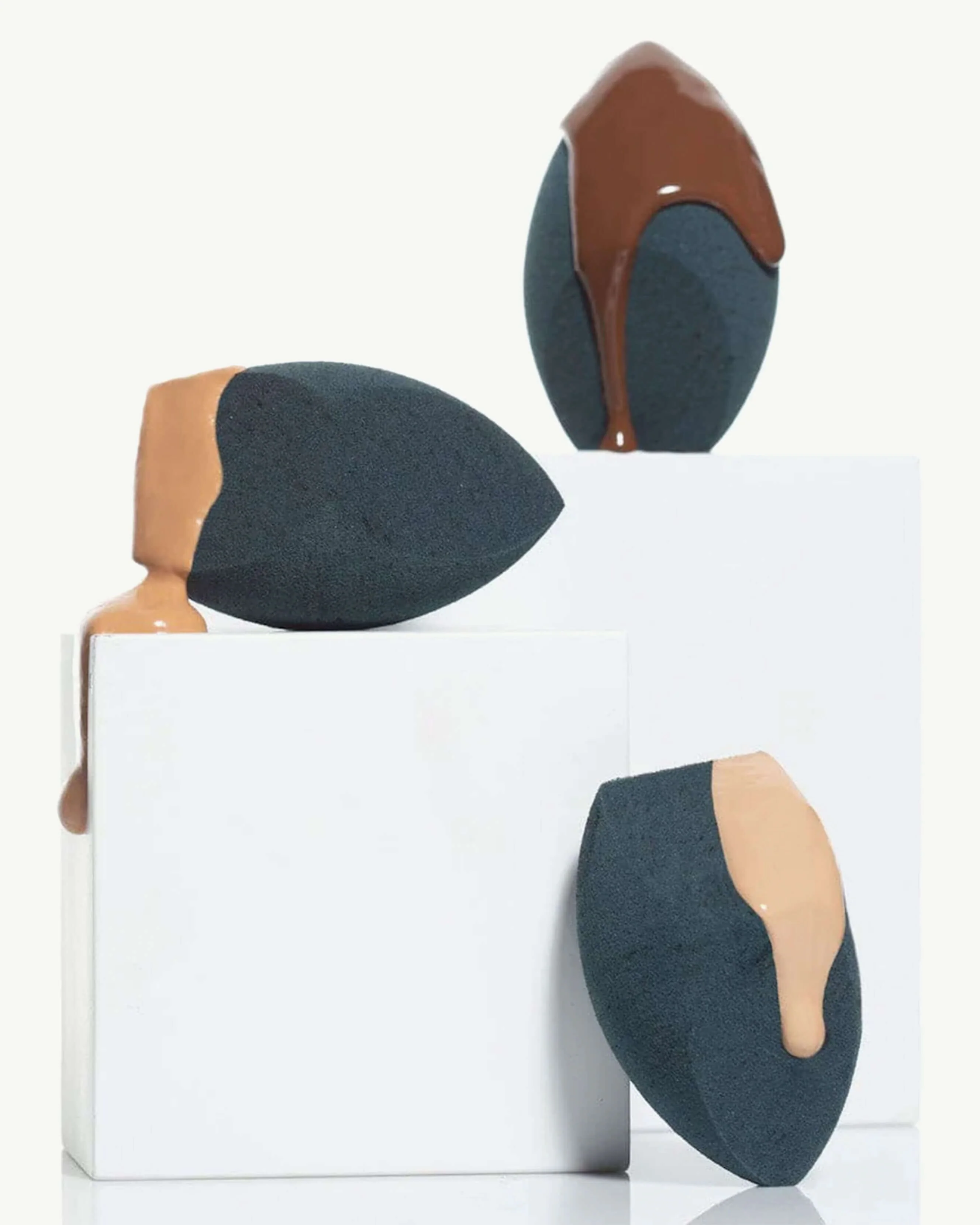 All In Complexion Sponge - Image 3