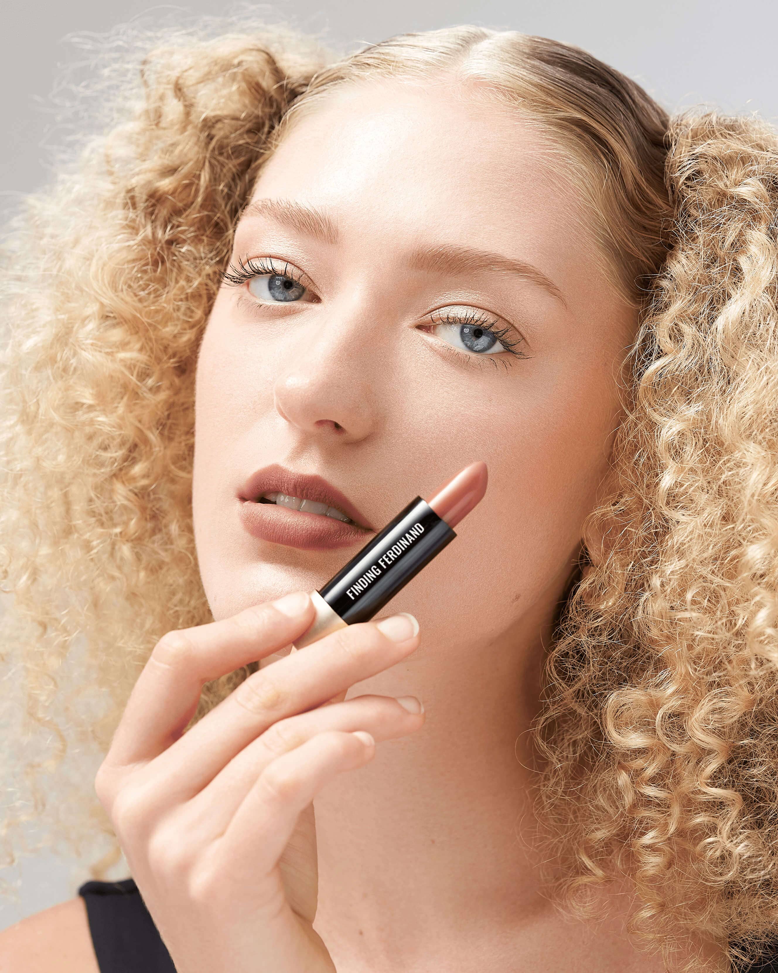 Autograph Matte Hydrating Marula Oil Lipstick - Image 9