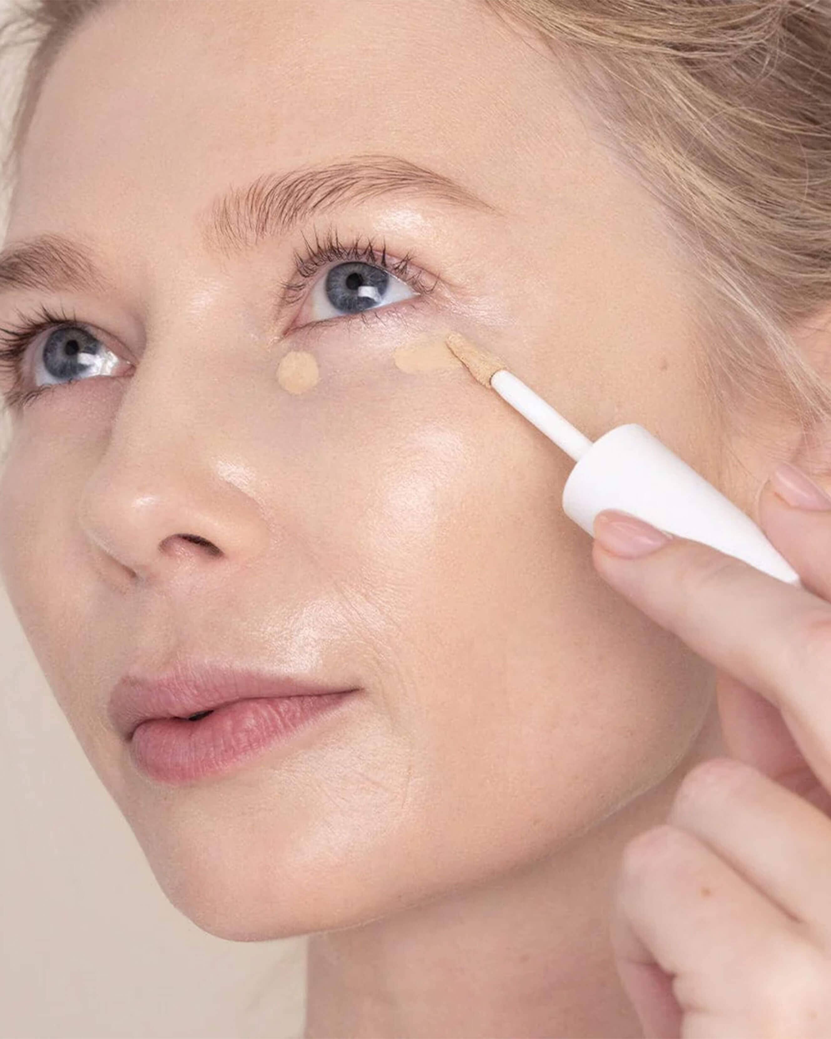 Best Skin Days Treatment Concealer - Image 50