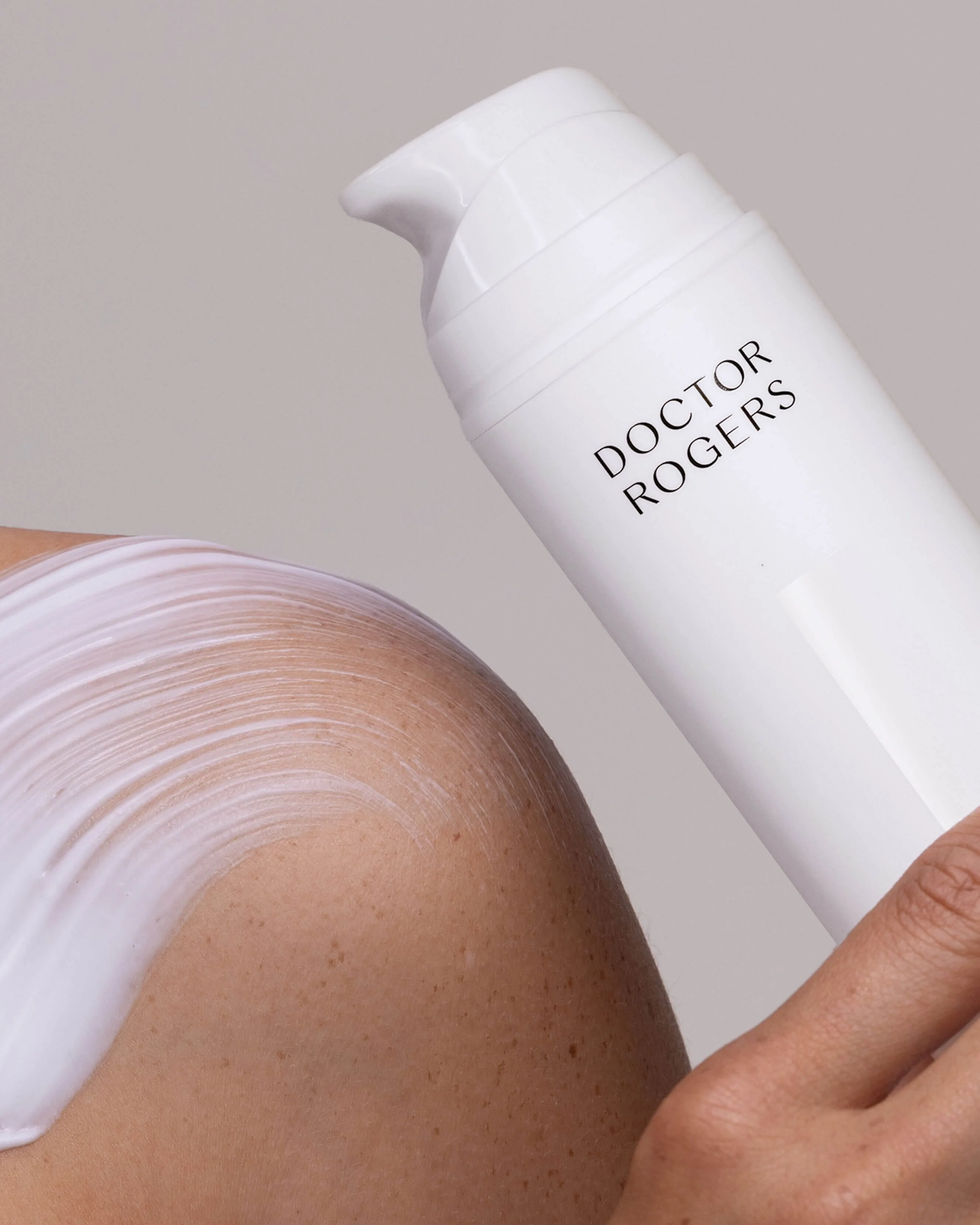 Shea Butter + Ceramide Restorative Body Cream - Image 4