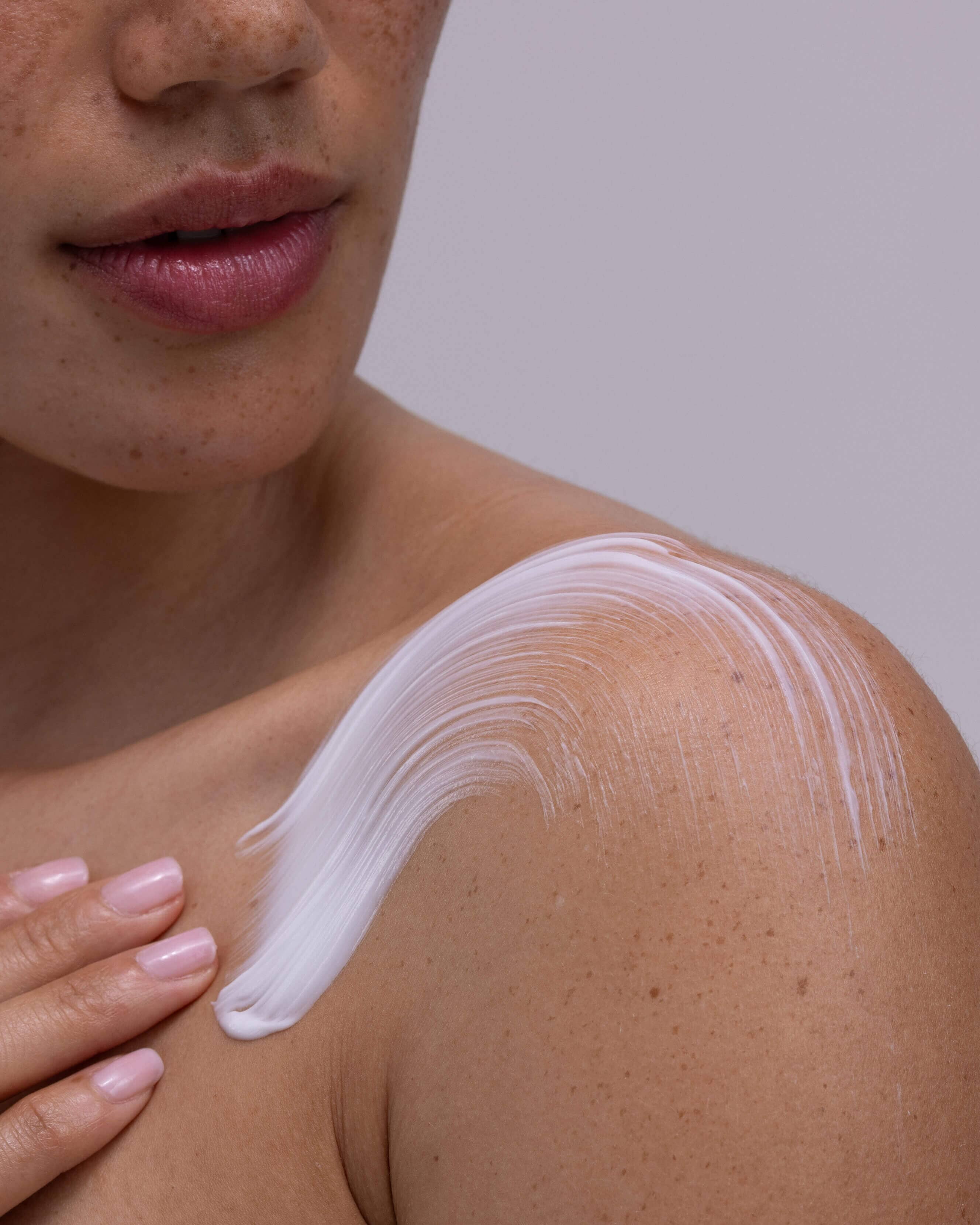 Shea Butter + Ceramide Restorative Body Cream - Image 6