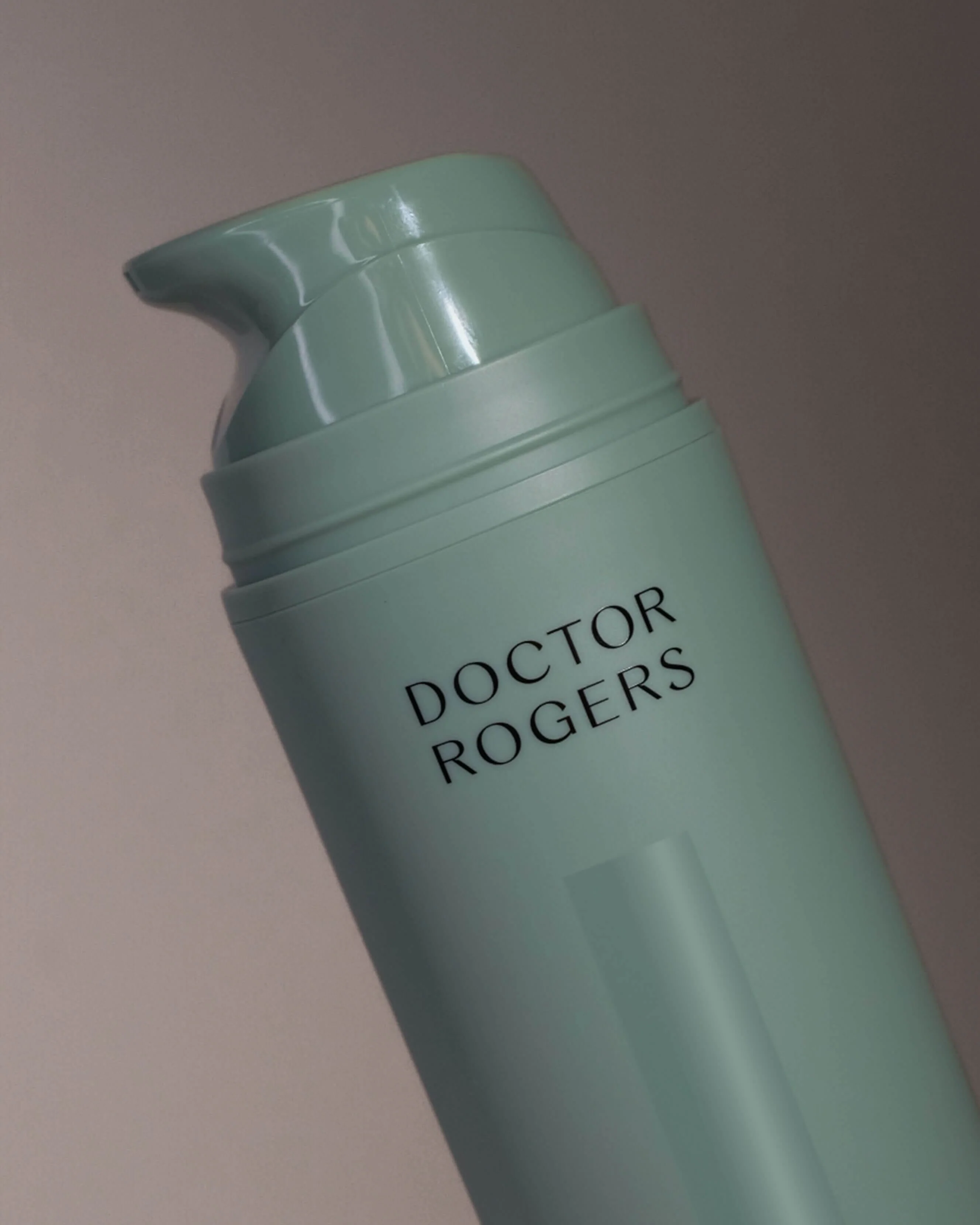 Glycolic + Bakuchiol Smoothing Body Treatment - Image 6