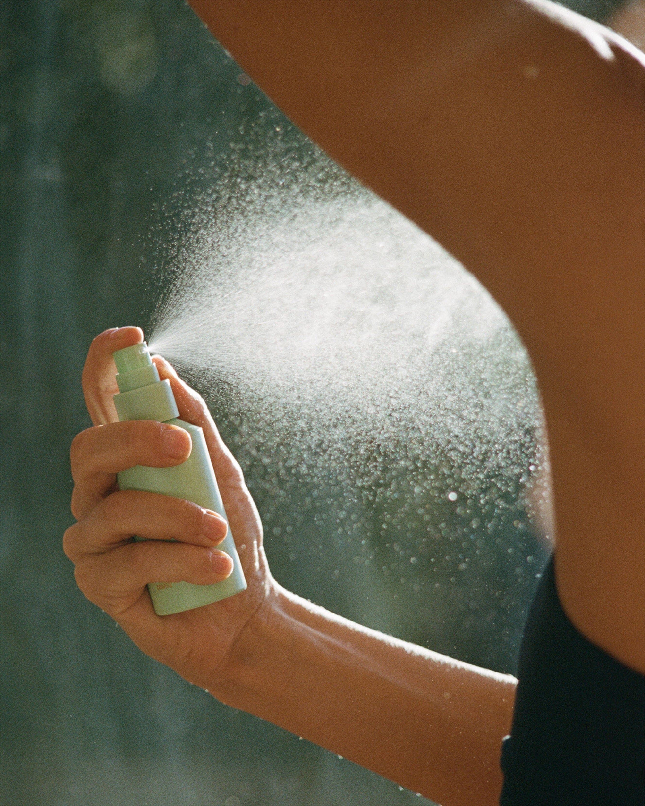Cedar Flora Spray Deodorant - Image 2