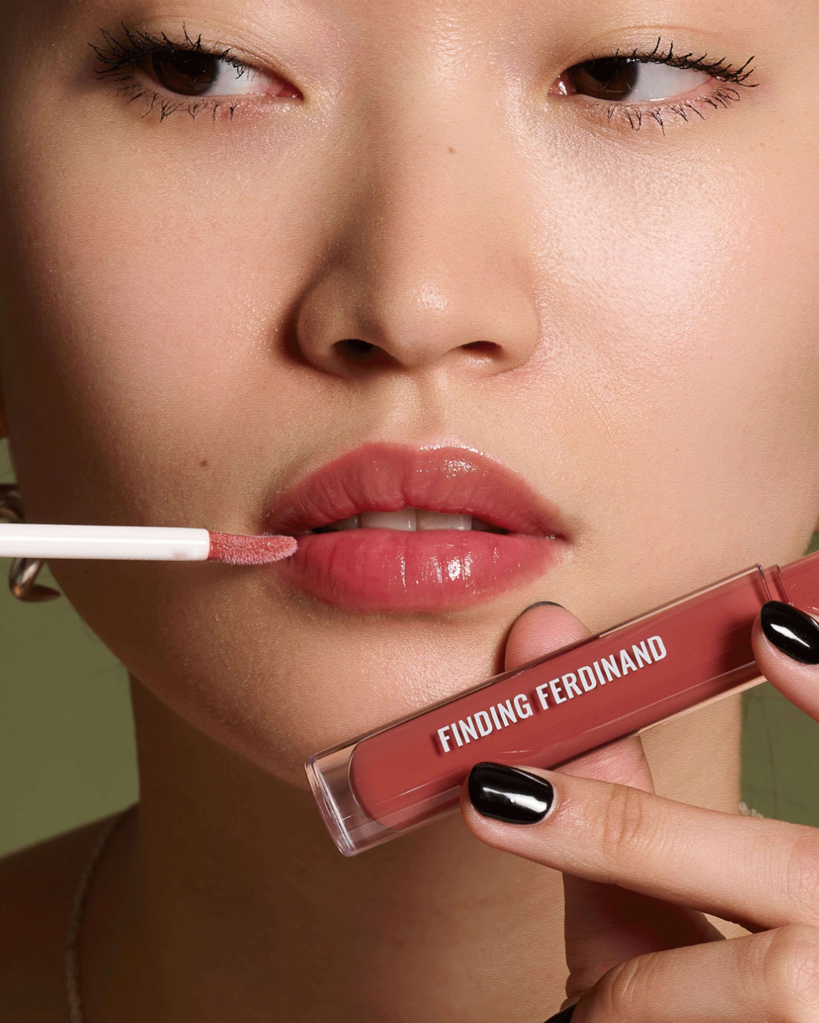 Delicate Gloss - Image 14