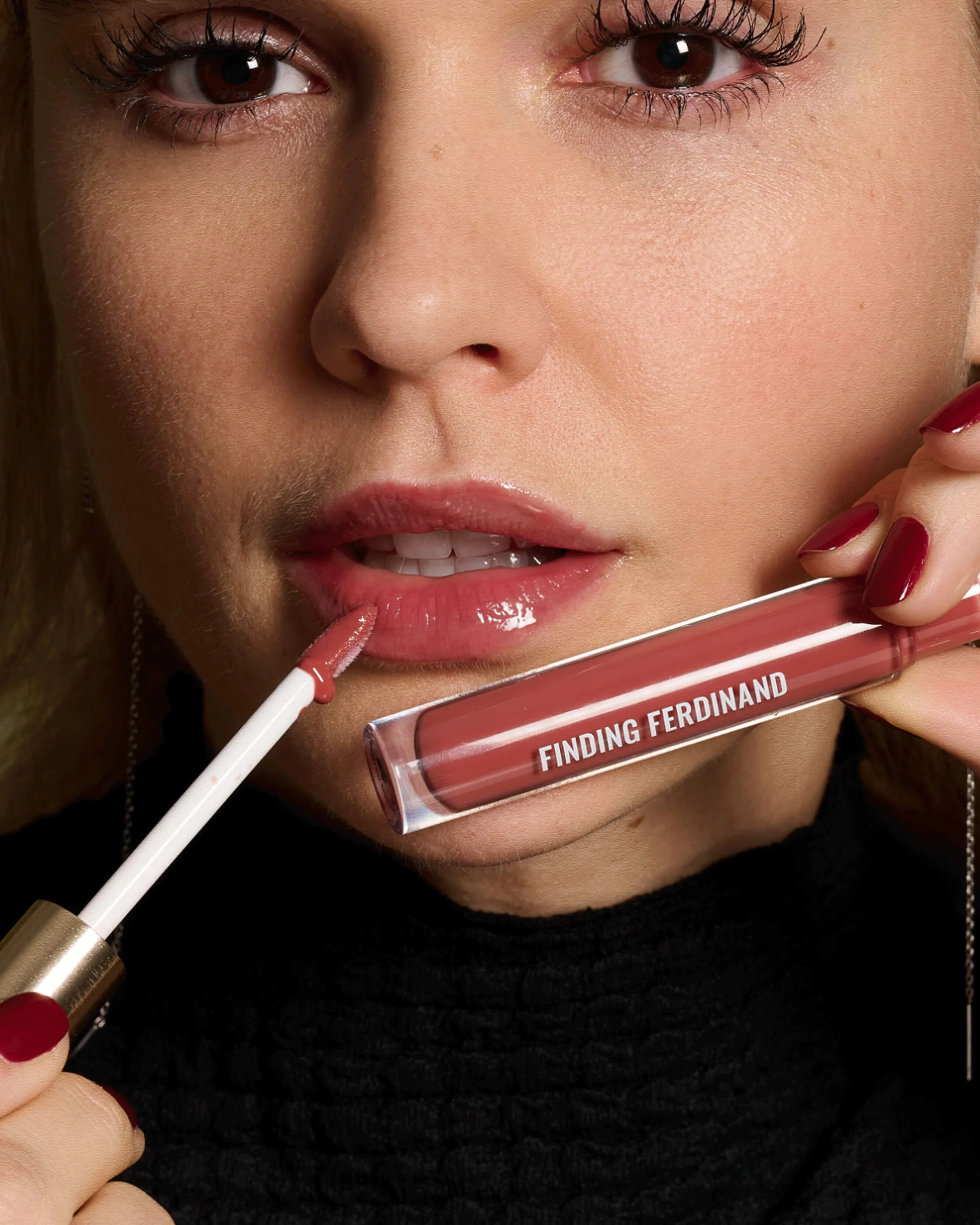 Delicate Gloss - Image 16