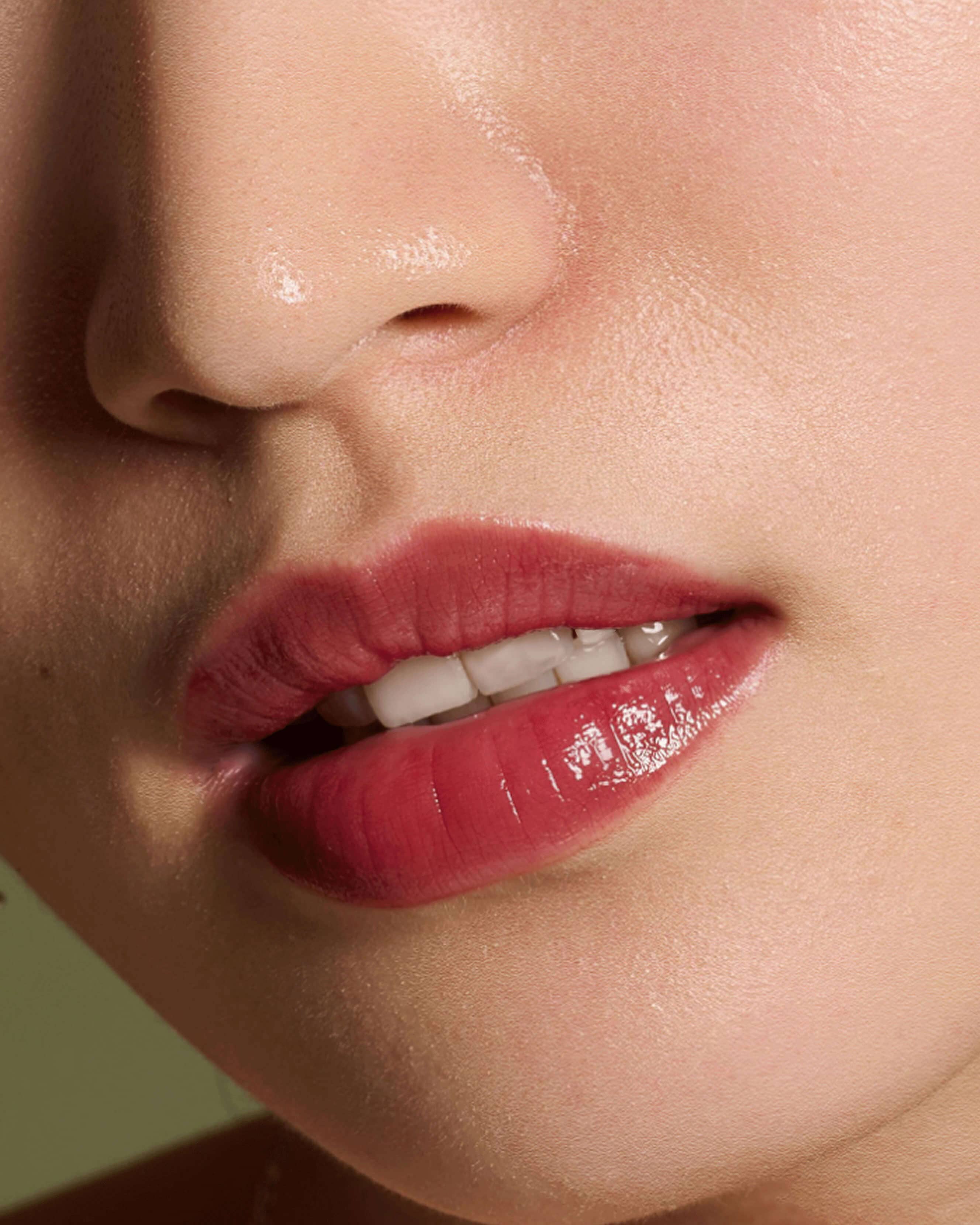 Delicate Gloss - Image 21