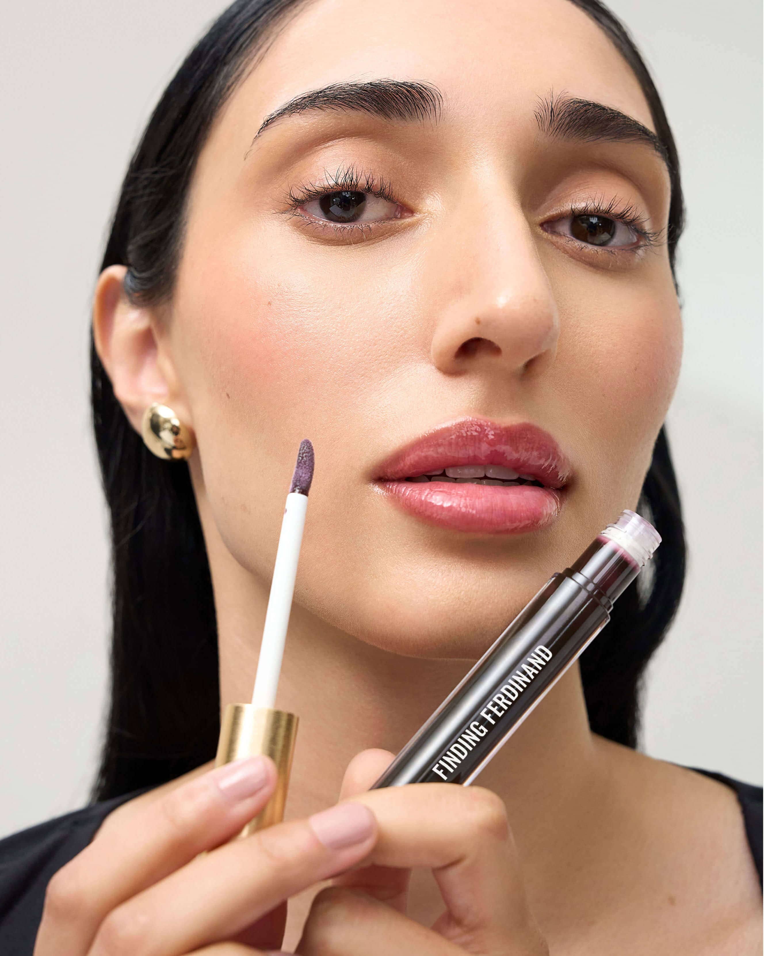 Delicate Gloss - Image 37