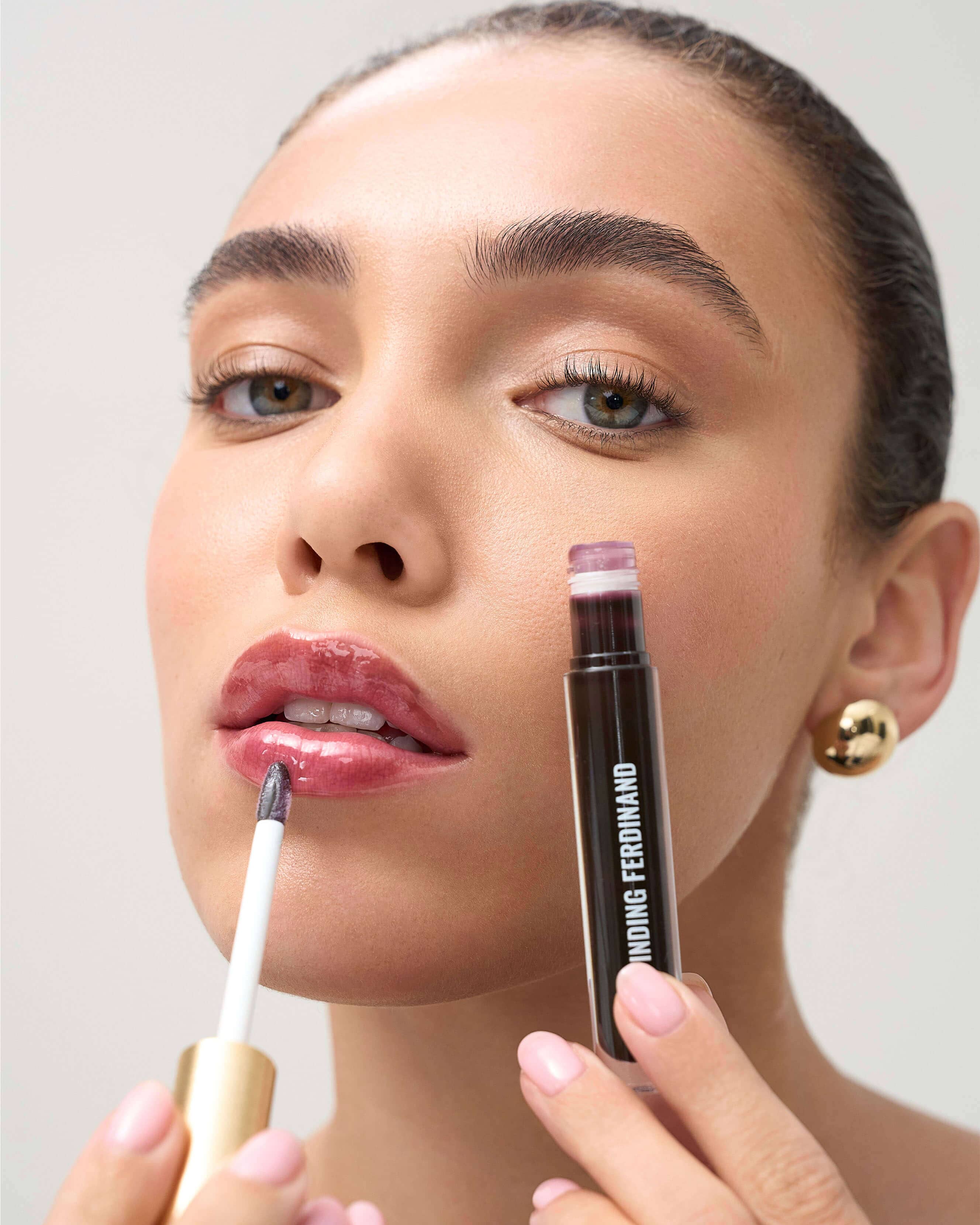 Delicate Gloss - Image 40