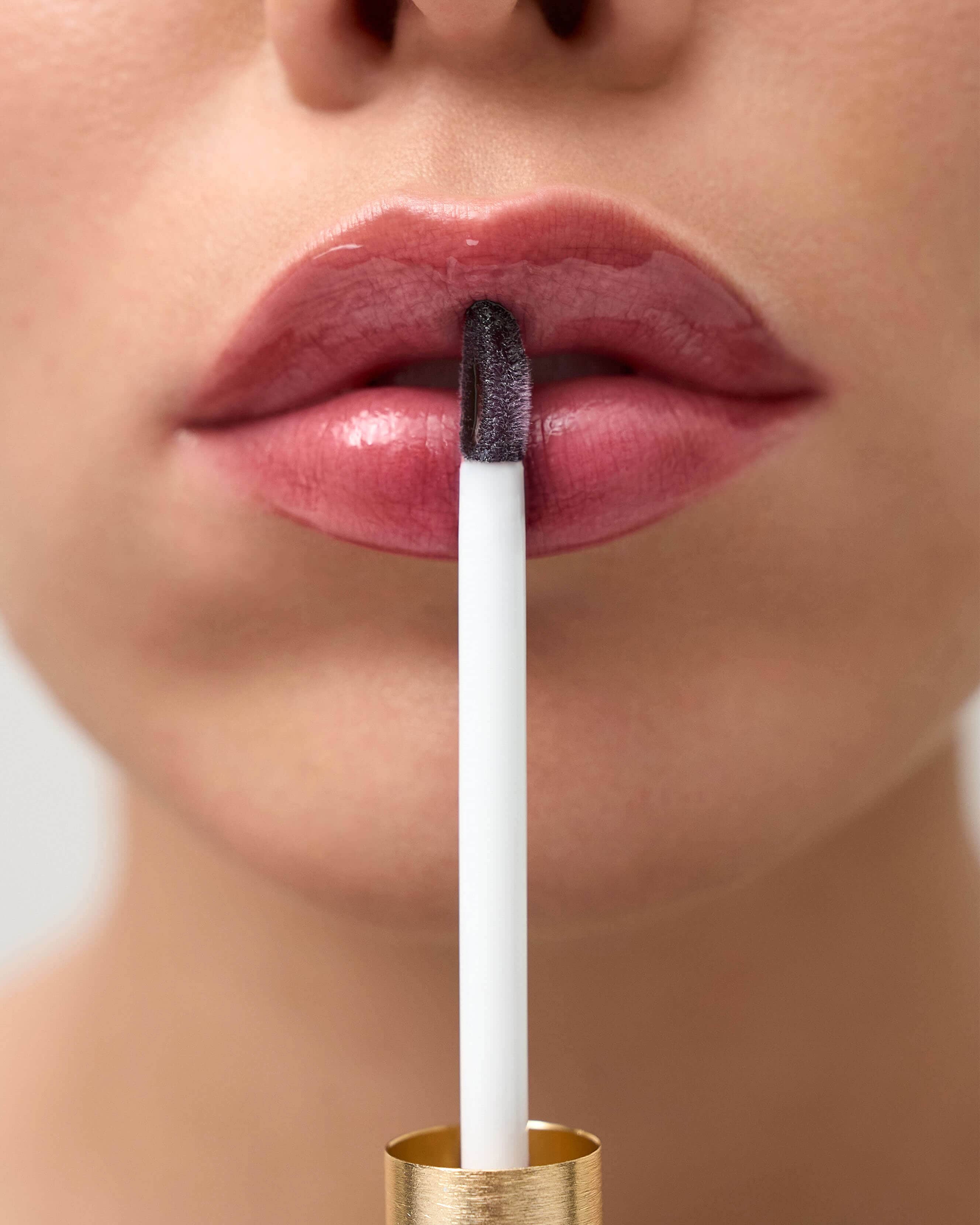 Delicate Gloss - Image 41