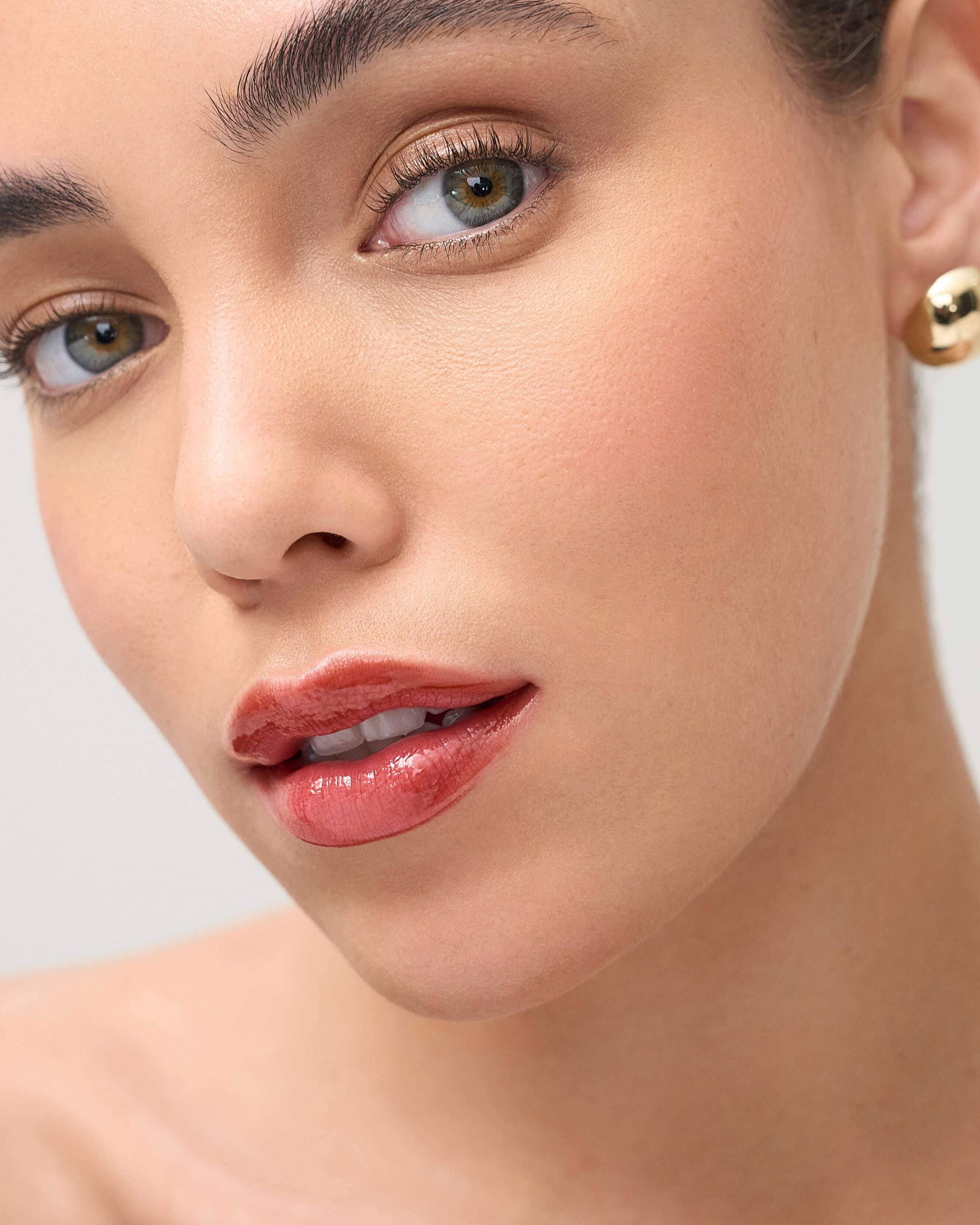 Delicate Gloss - Image 49