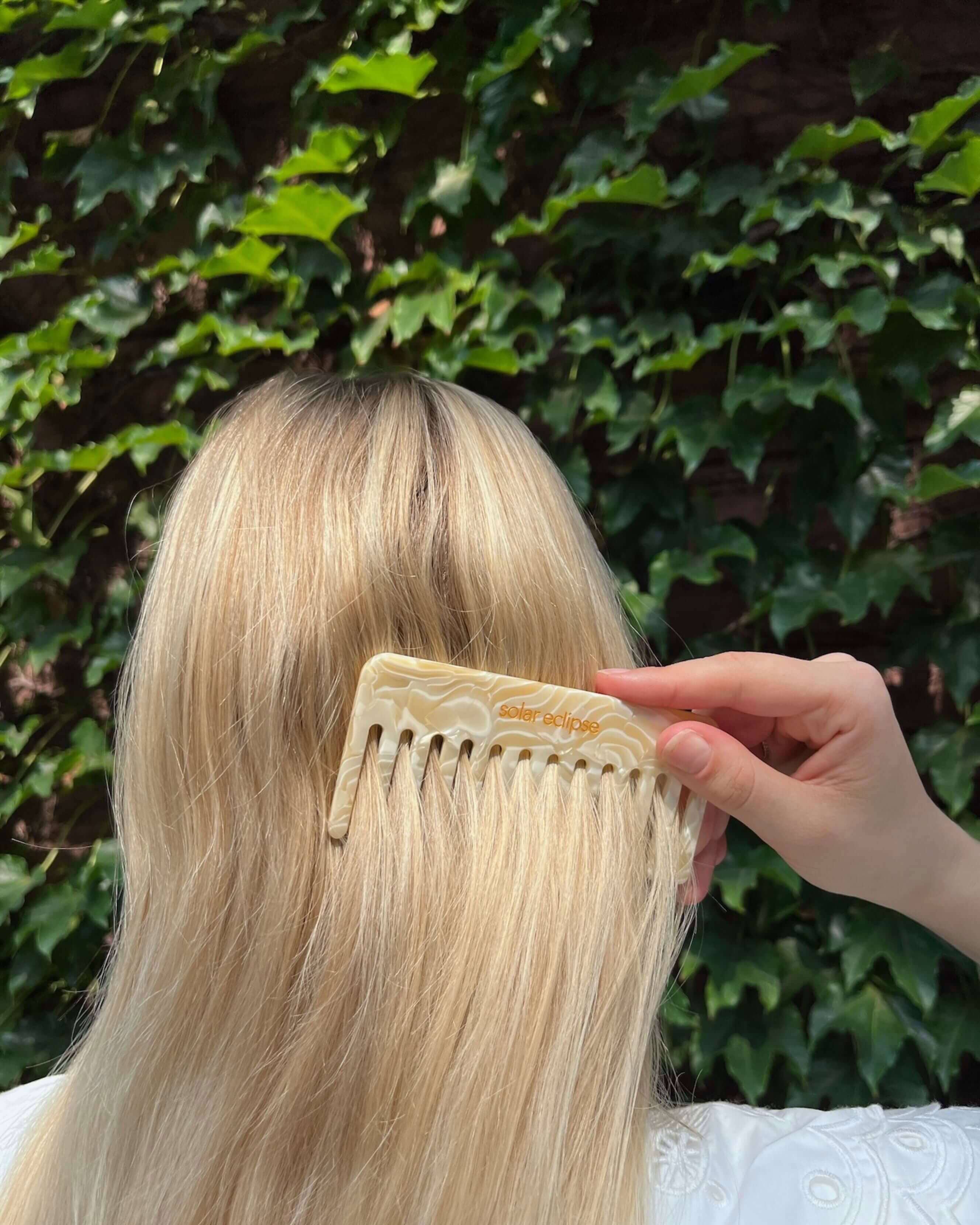 Detangling Wide Tooth Hair Comb - Image 10