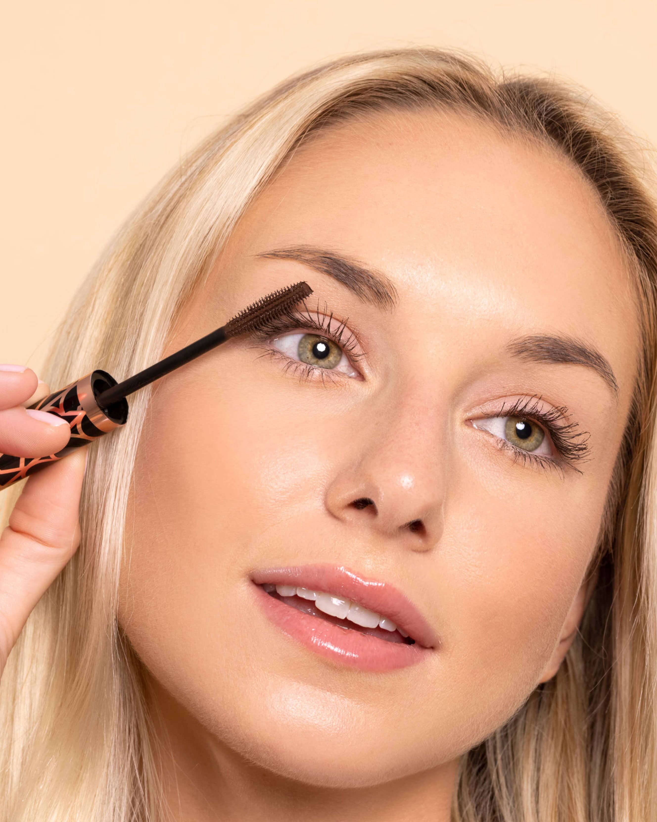Eyes That TOK - Lash Enhancing Mascara - Image 12