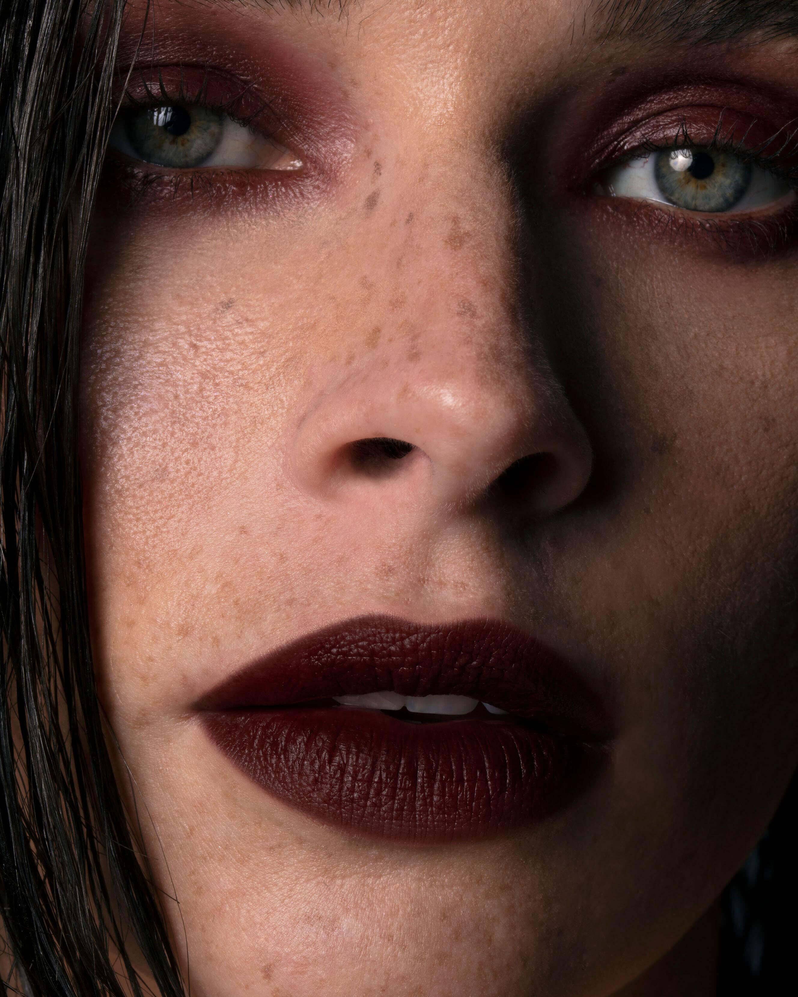 Forbidden Lipstick - Image 13