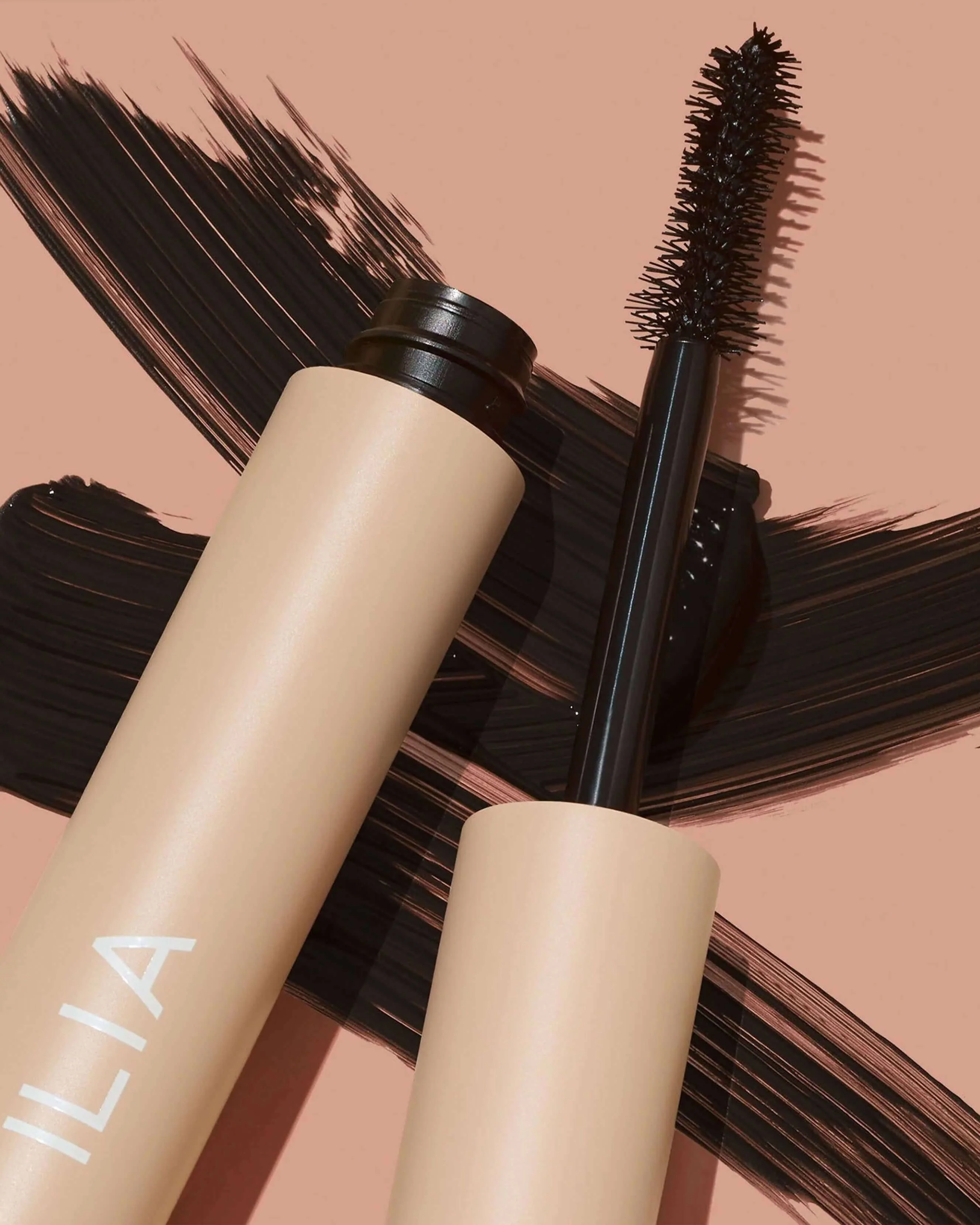 Fullest Volumizing Mascara - Image 9