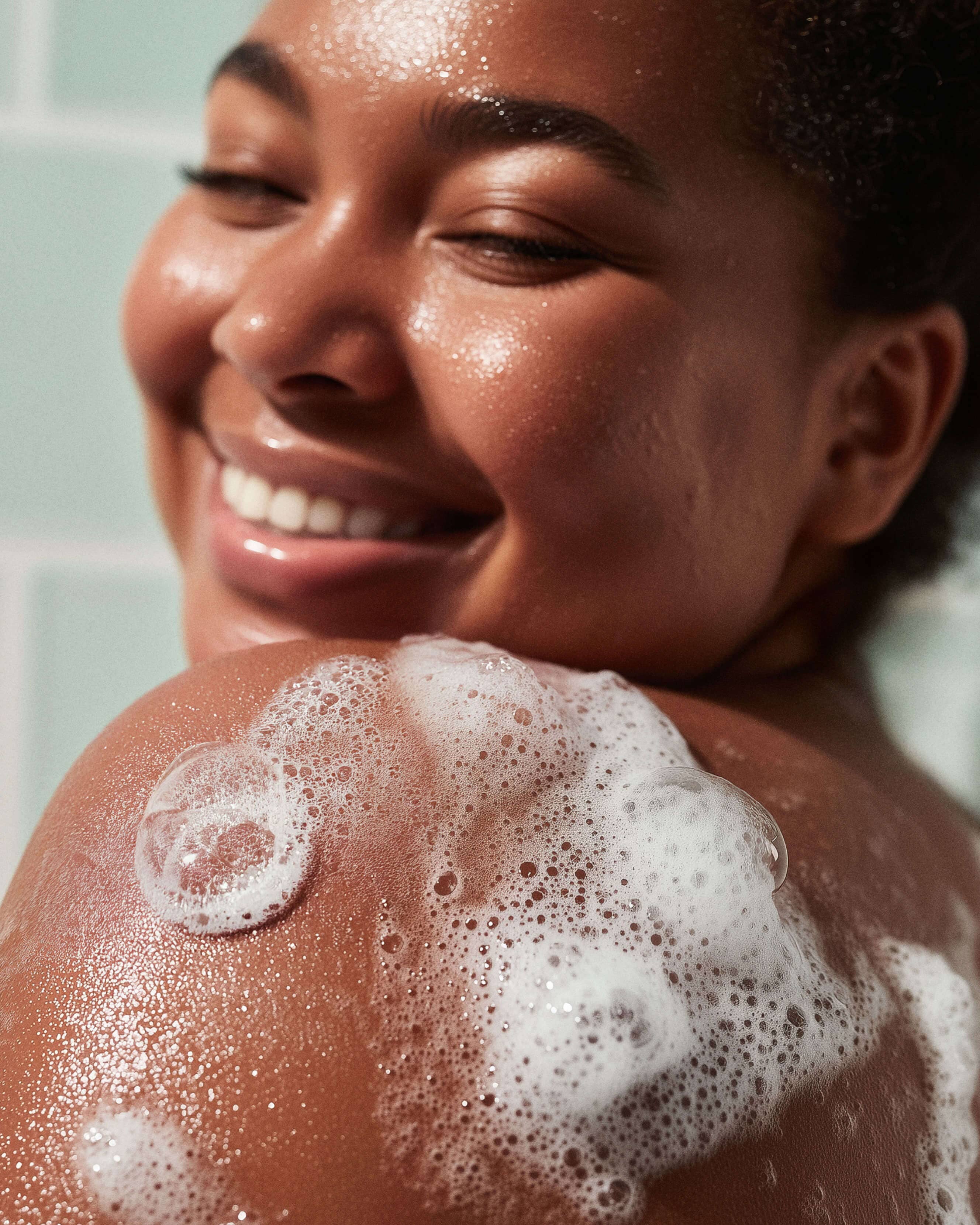 Gentle Hydrating Body Wash for Sensitive Skin (Unscented) - Image 2