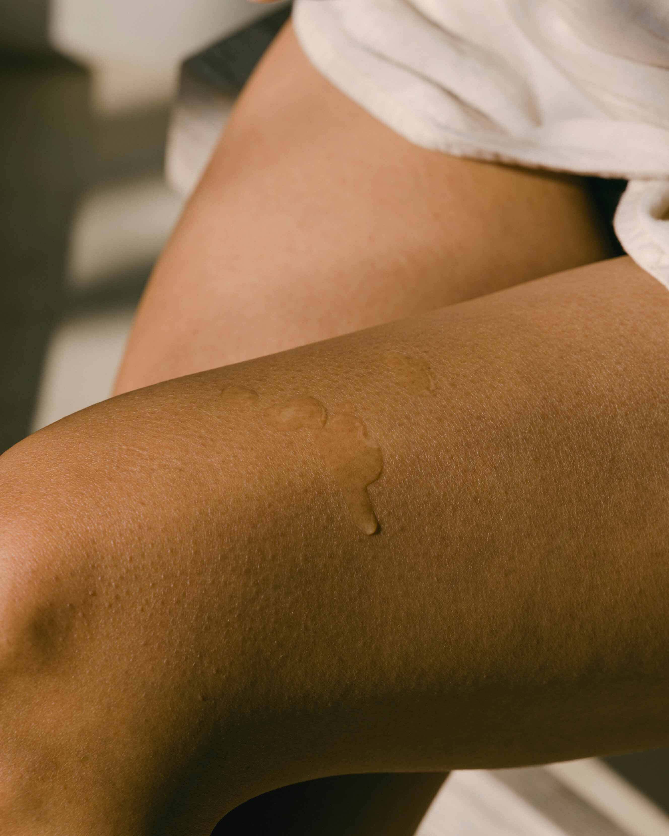 Gold Drip Nourishing Body & Hair Oil - Image 3