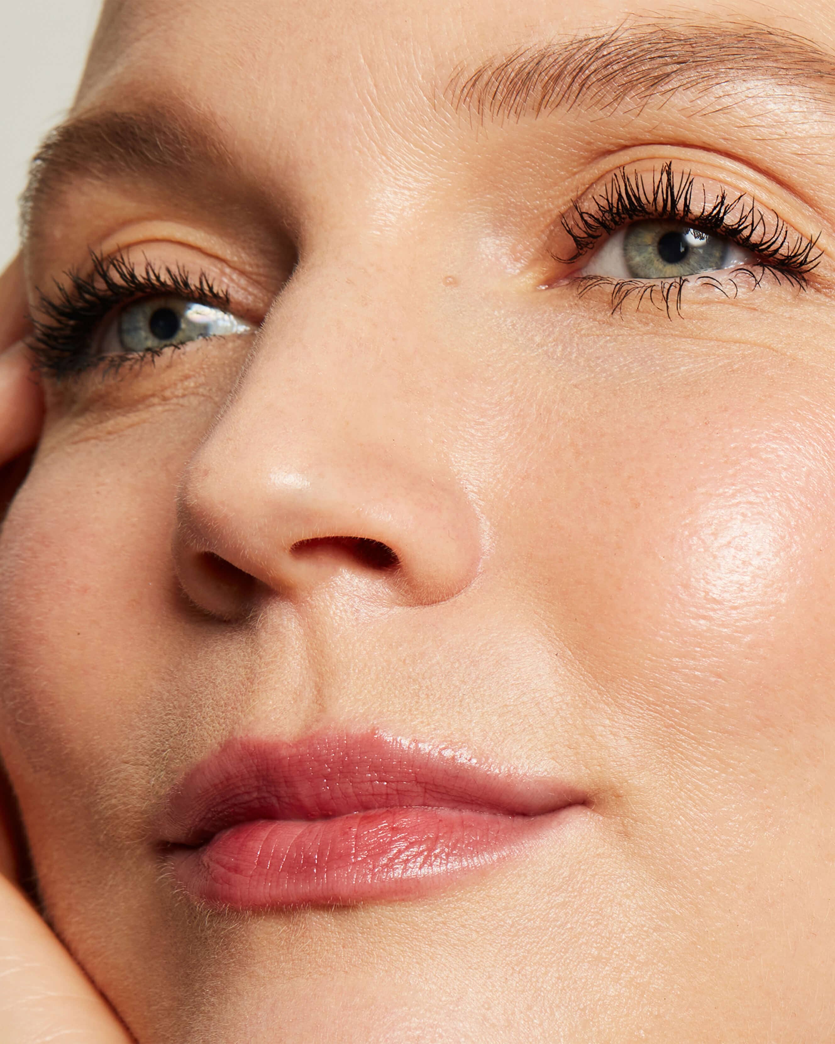 Lash Up Peptide Thickening Mascara - Image 8