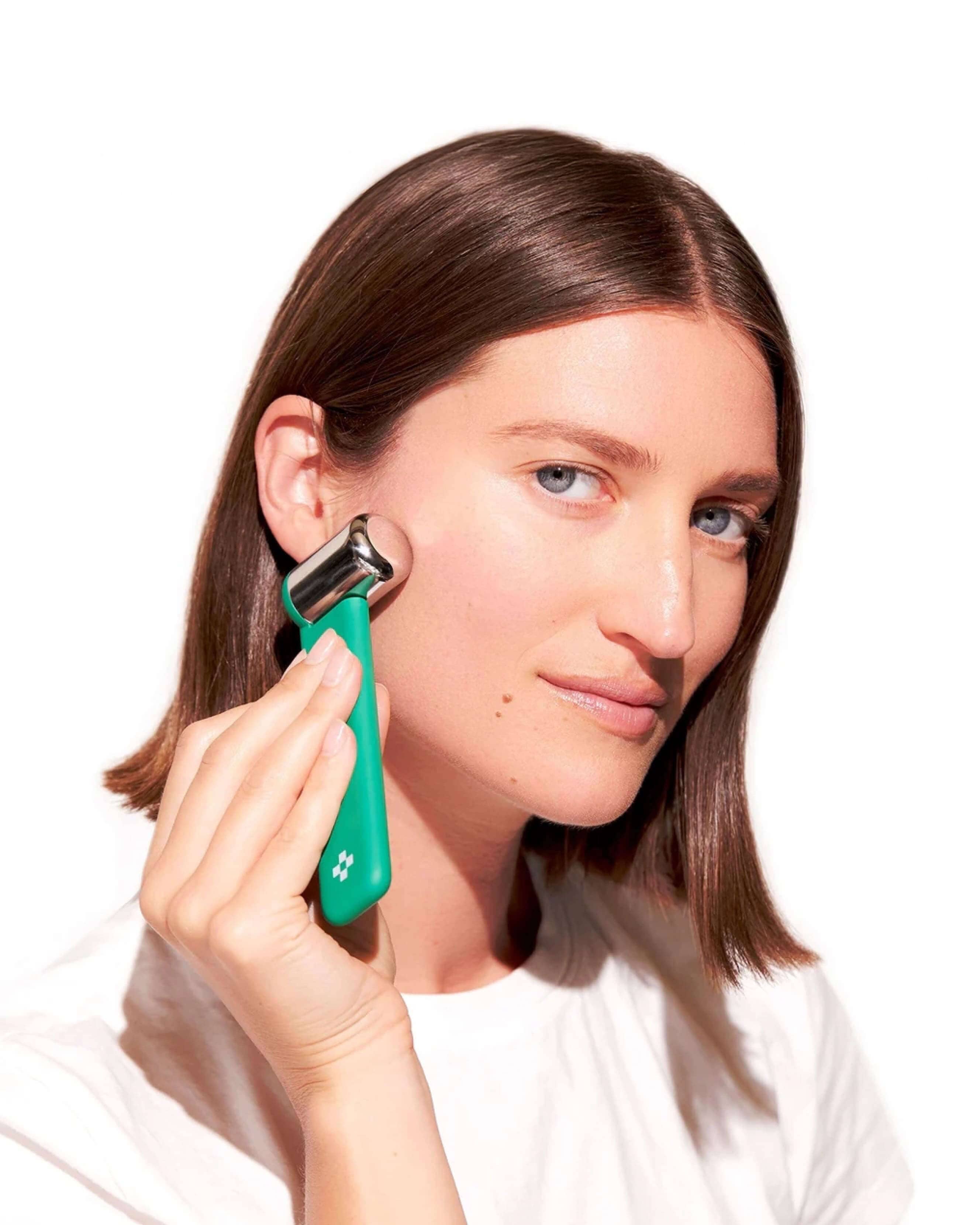 Le Glaçon Facial Ice Roller - Image 2