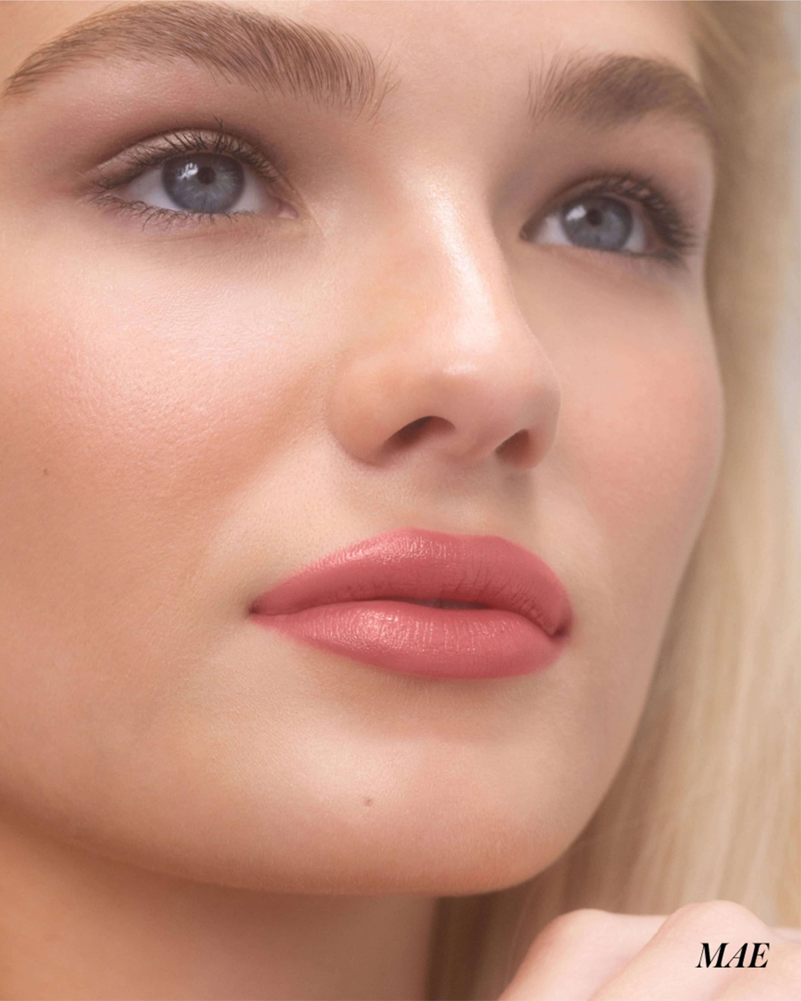 Legendary Serum Lipstick - The Nudes - Image 6