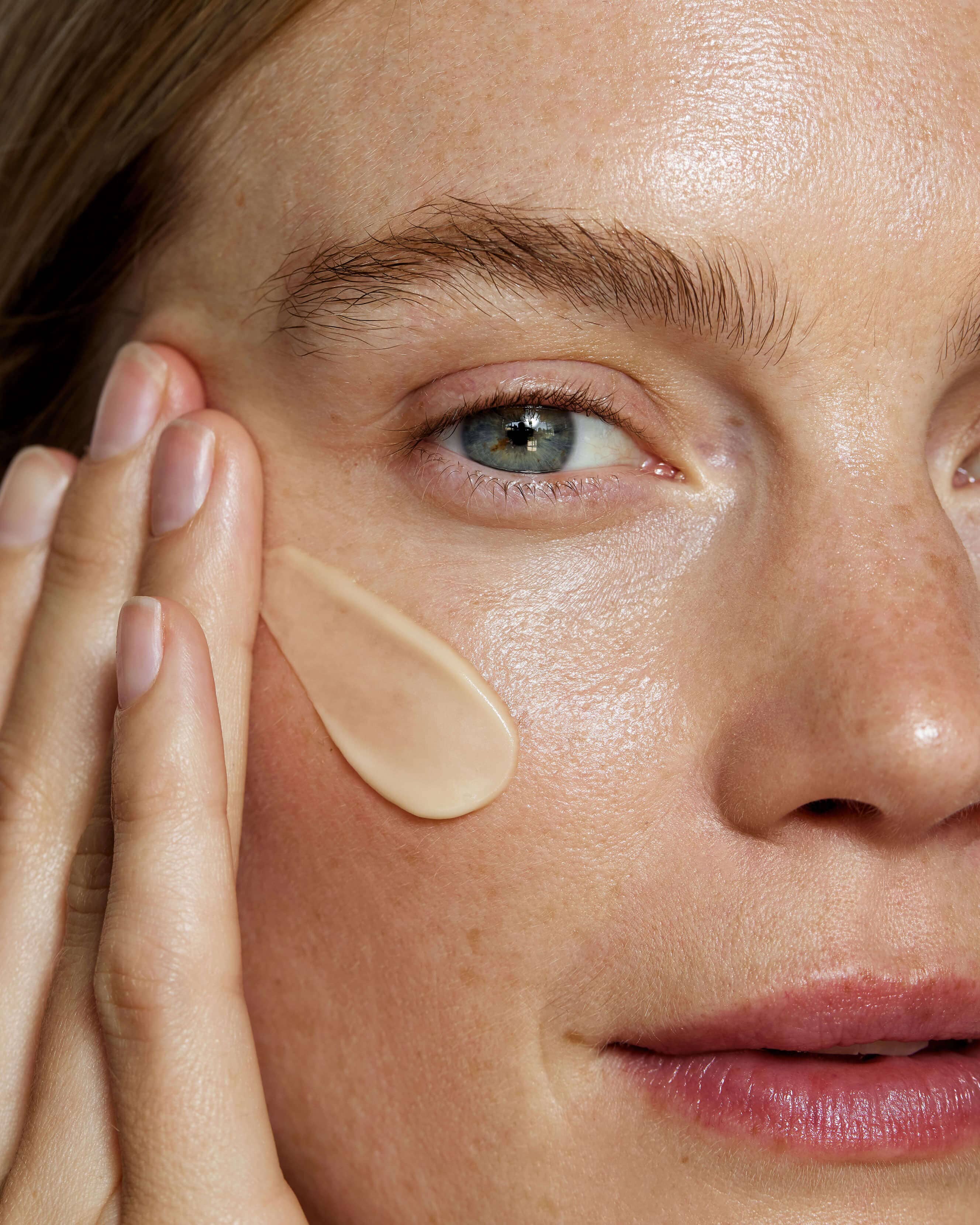 Light It Up Hydrating Face Cream - Image 3