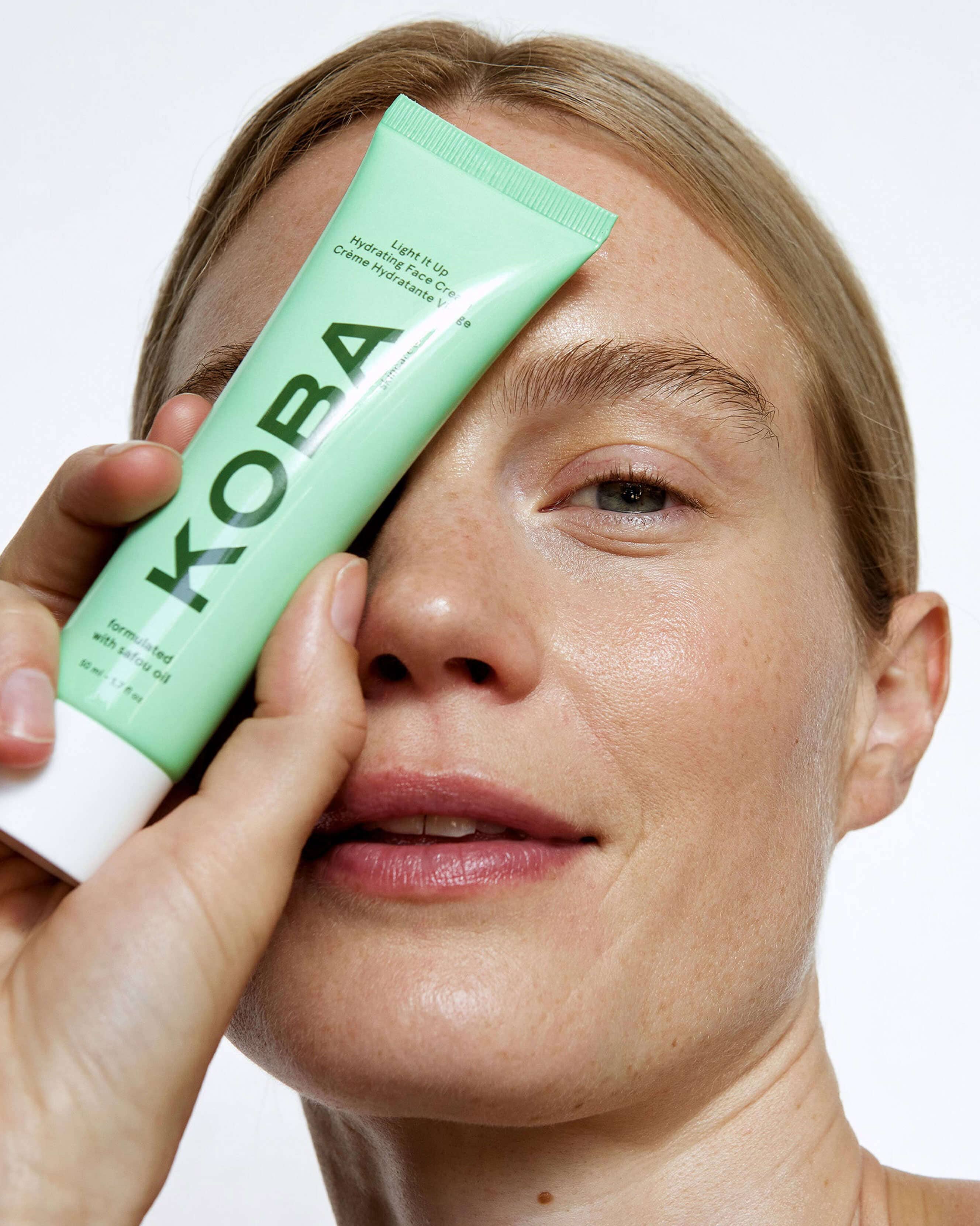 Light It Up Hydrating Face Cream - Image 5