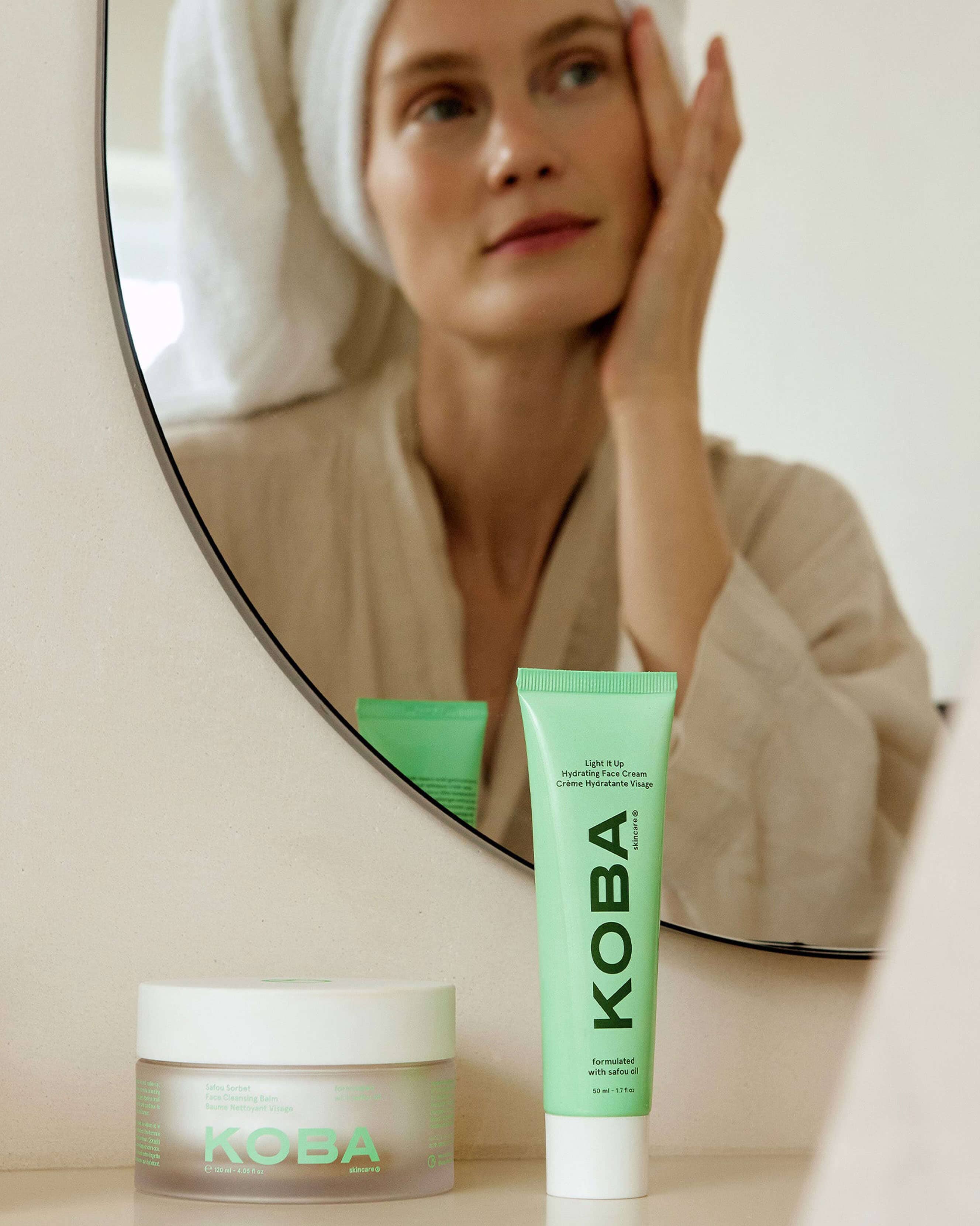 Light It Up Hydrating Face Cream - Image 7