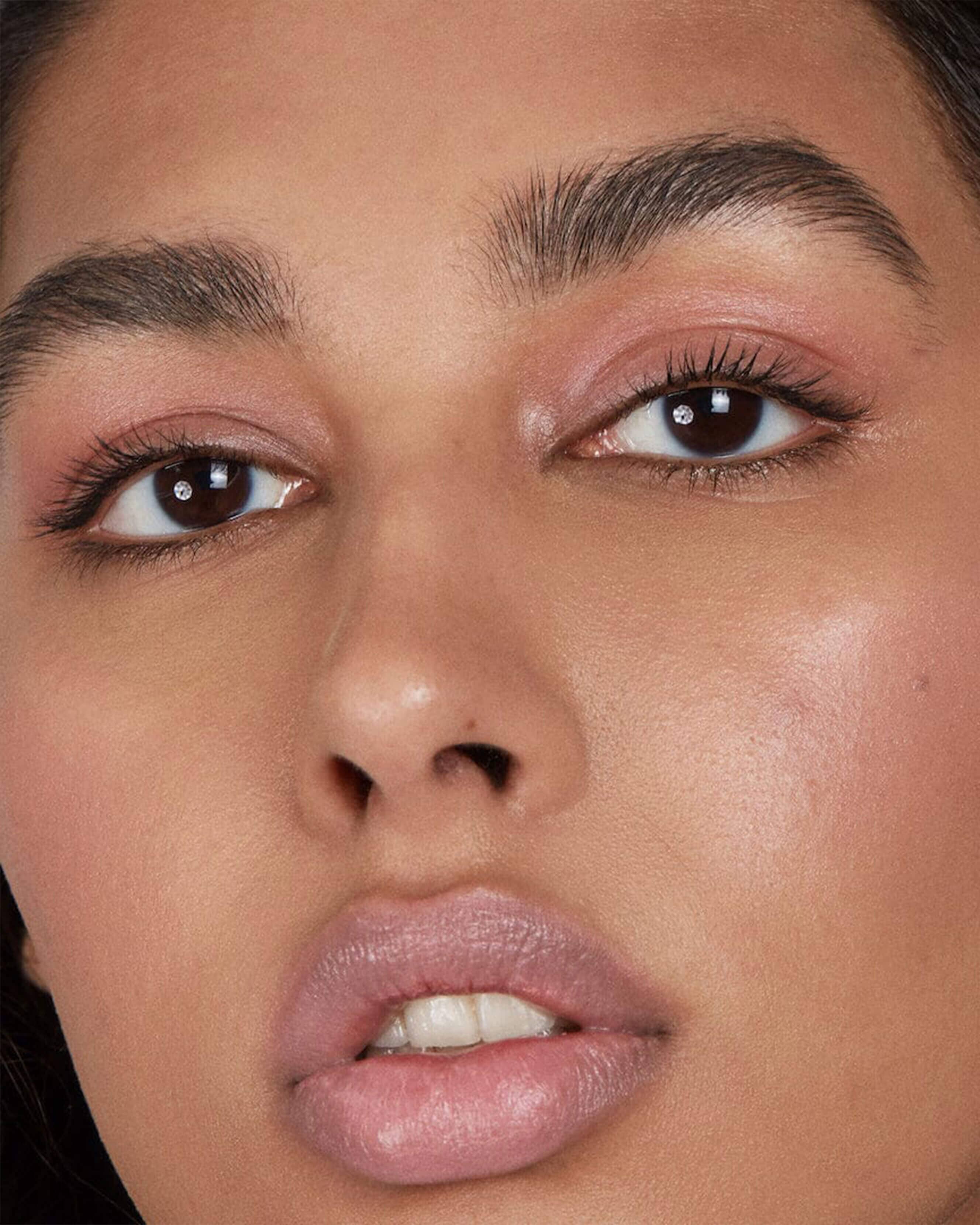 Lip-to-Lid Balmie - Image 49