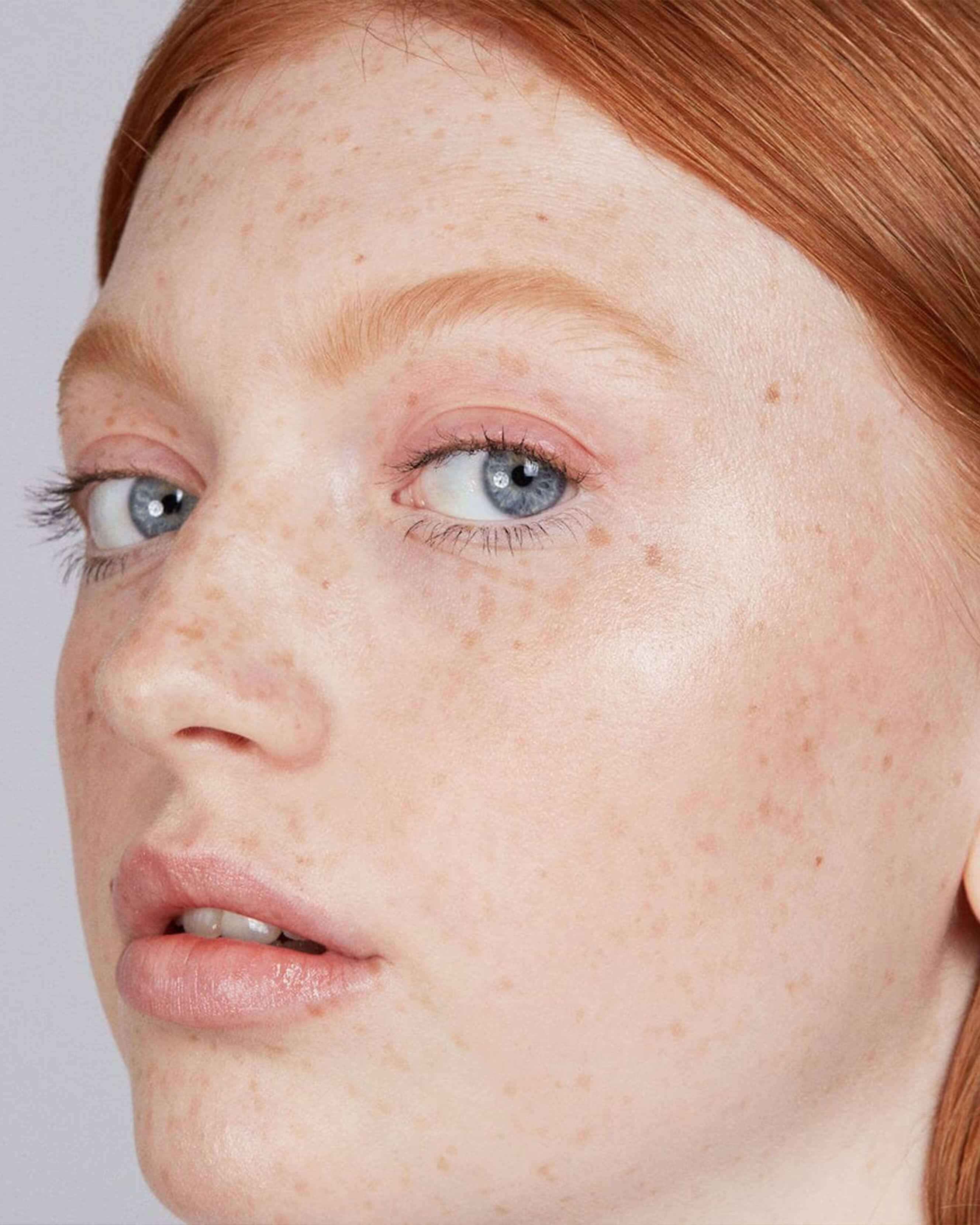 Lip-to-Lid Balmie Highlighter - Image 19