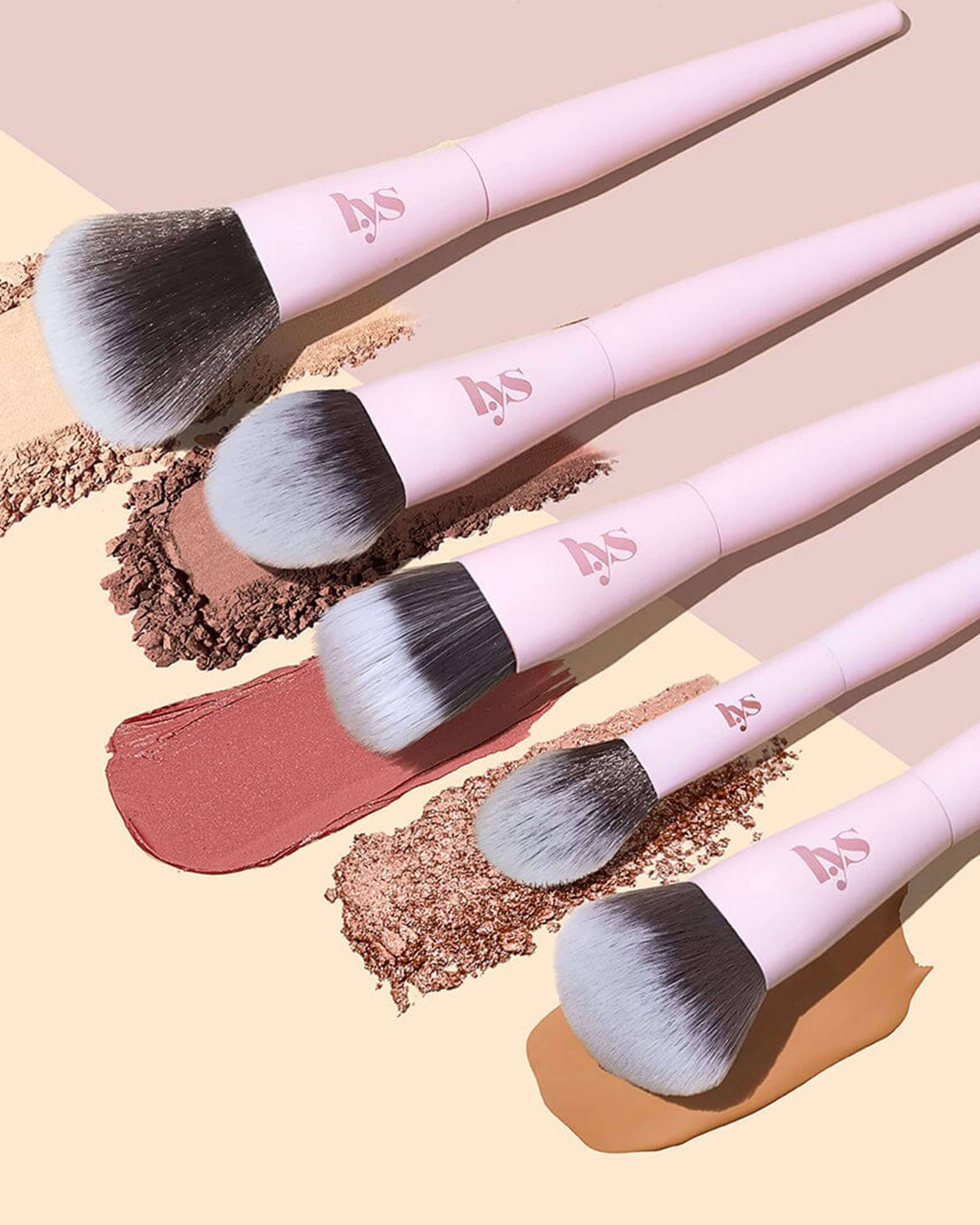 Stippling Blush Brush - Image 2