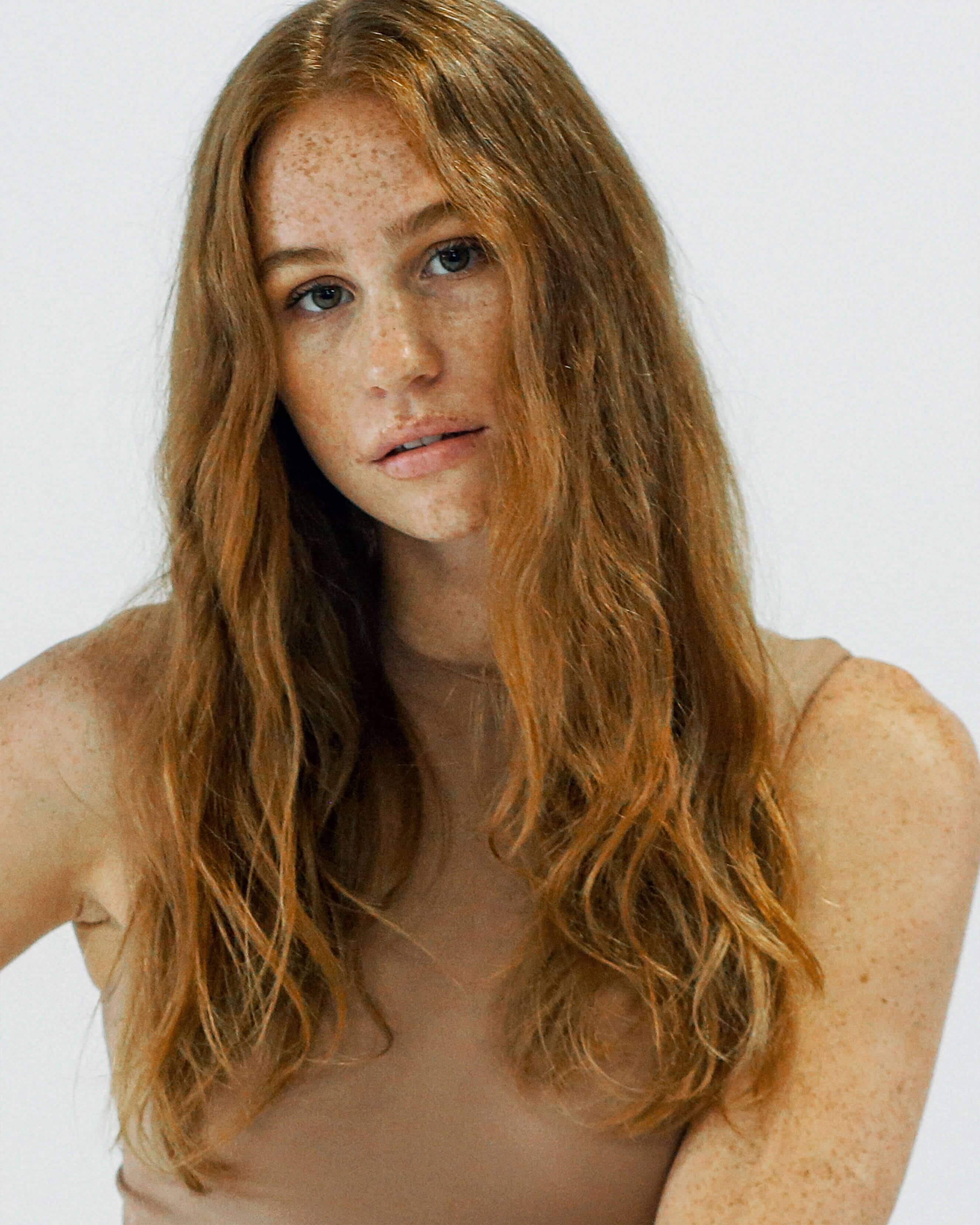 Milk Anti-Frizz Leave-In Nourishing Treatment - Image 4