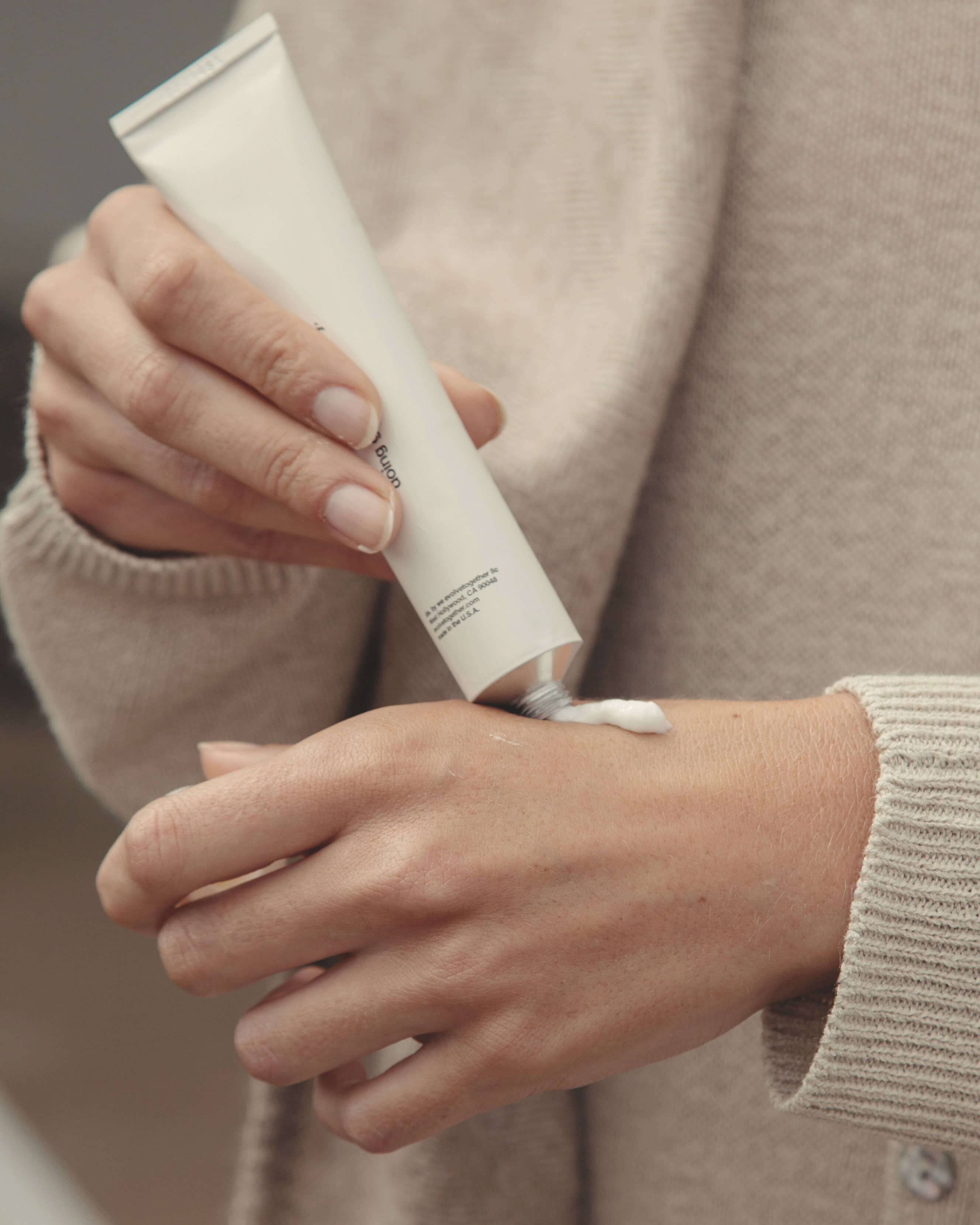 monaco - hydrating hand cream - Image 4