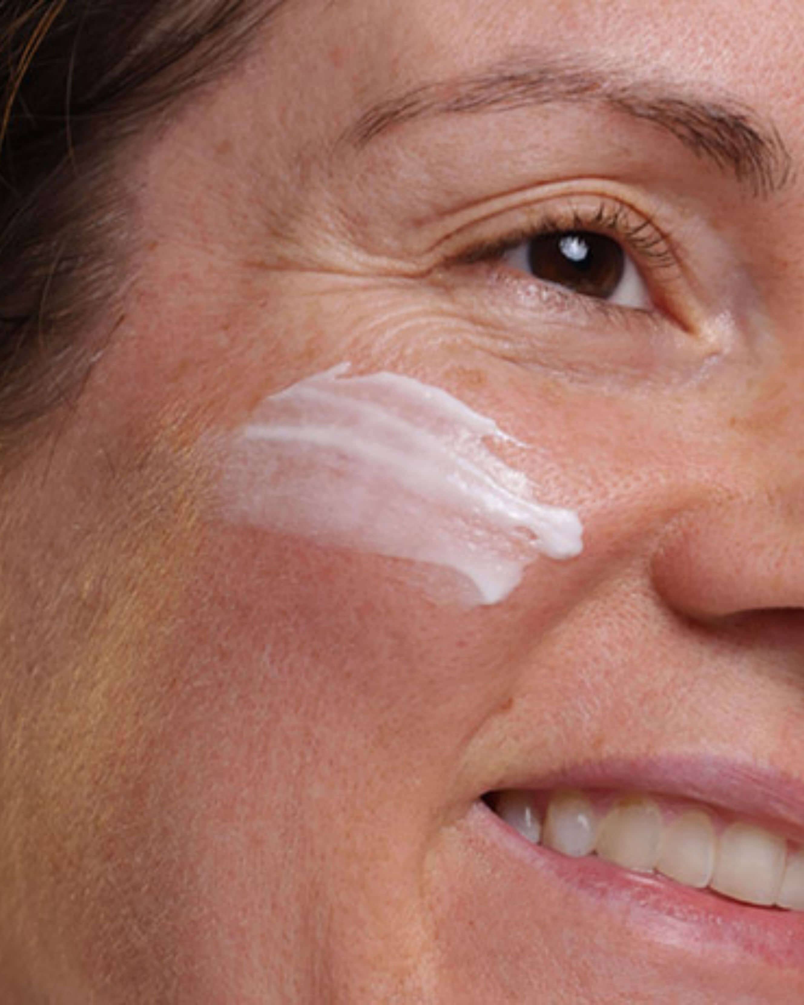 Nightly Renew Facial Cream - Image 3