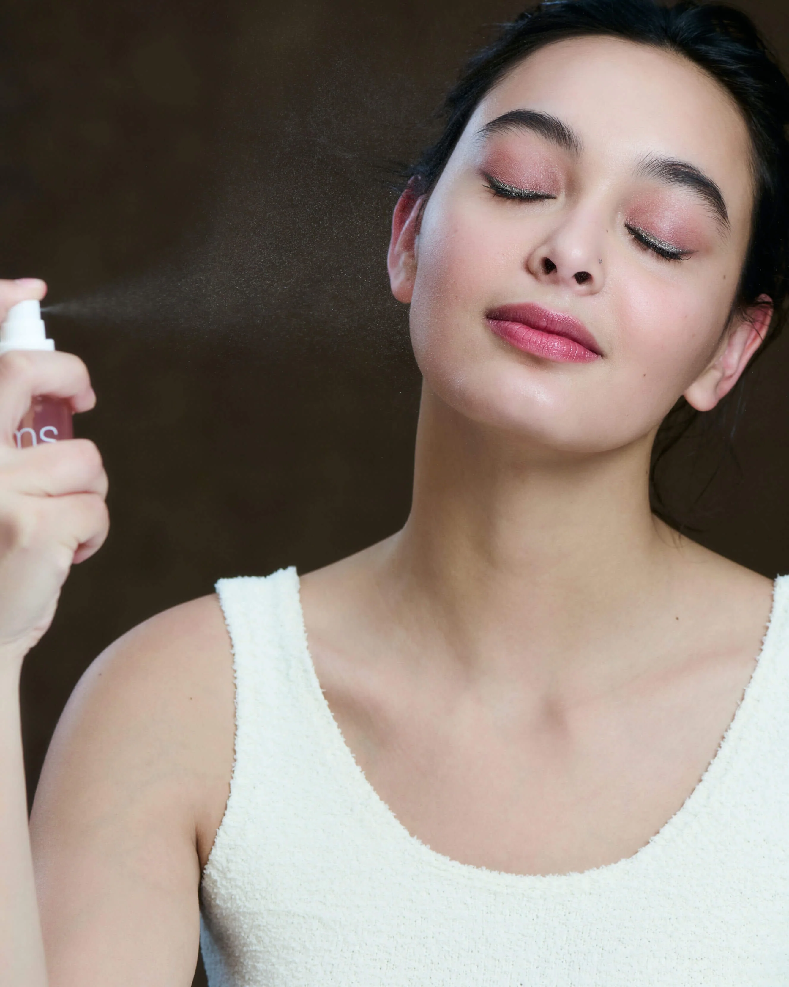 Radiance Lock Setting Mist - Image 10
