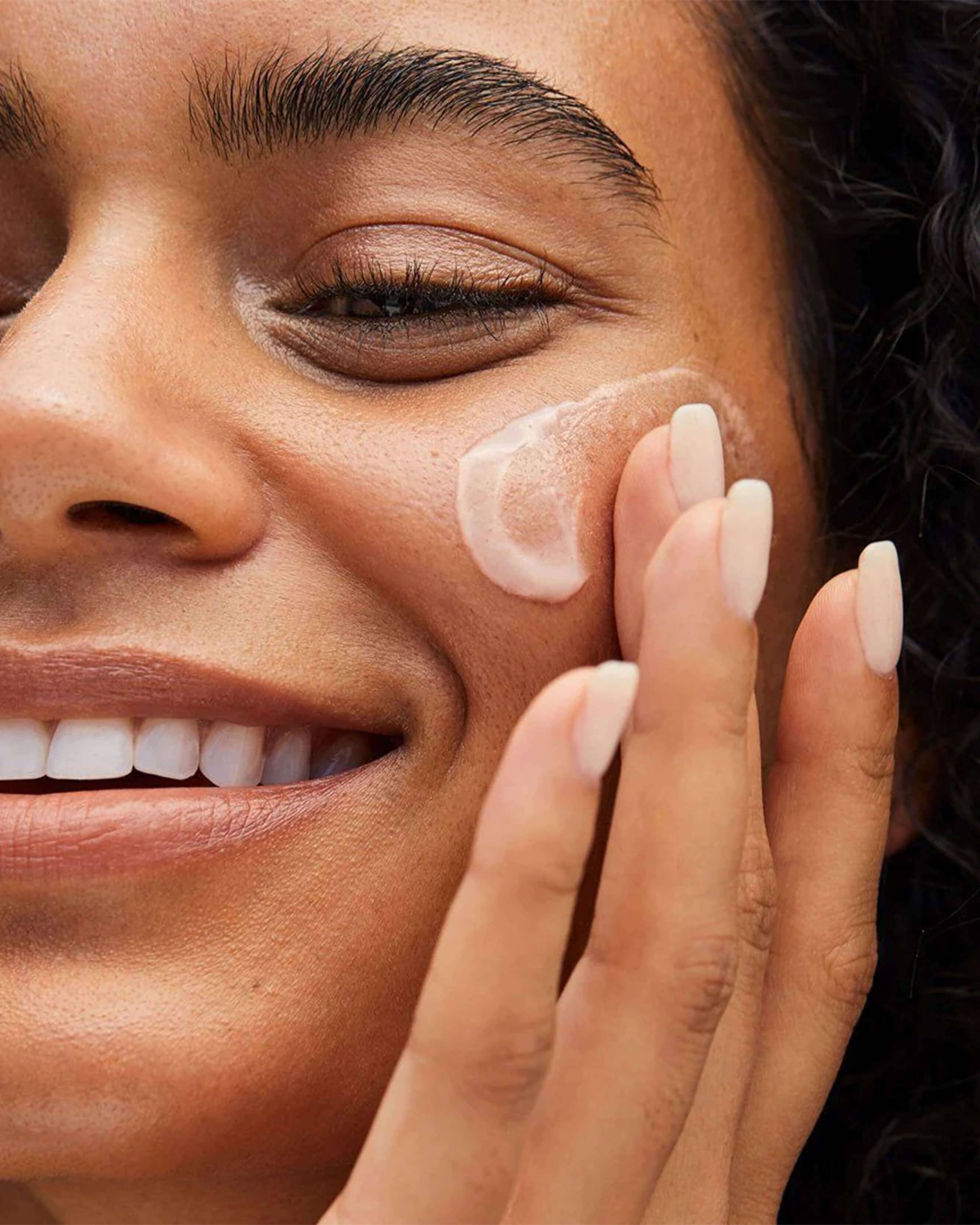 ReEvolve Radiance Locking Primer - Image 10
