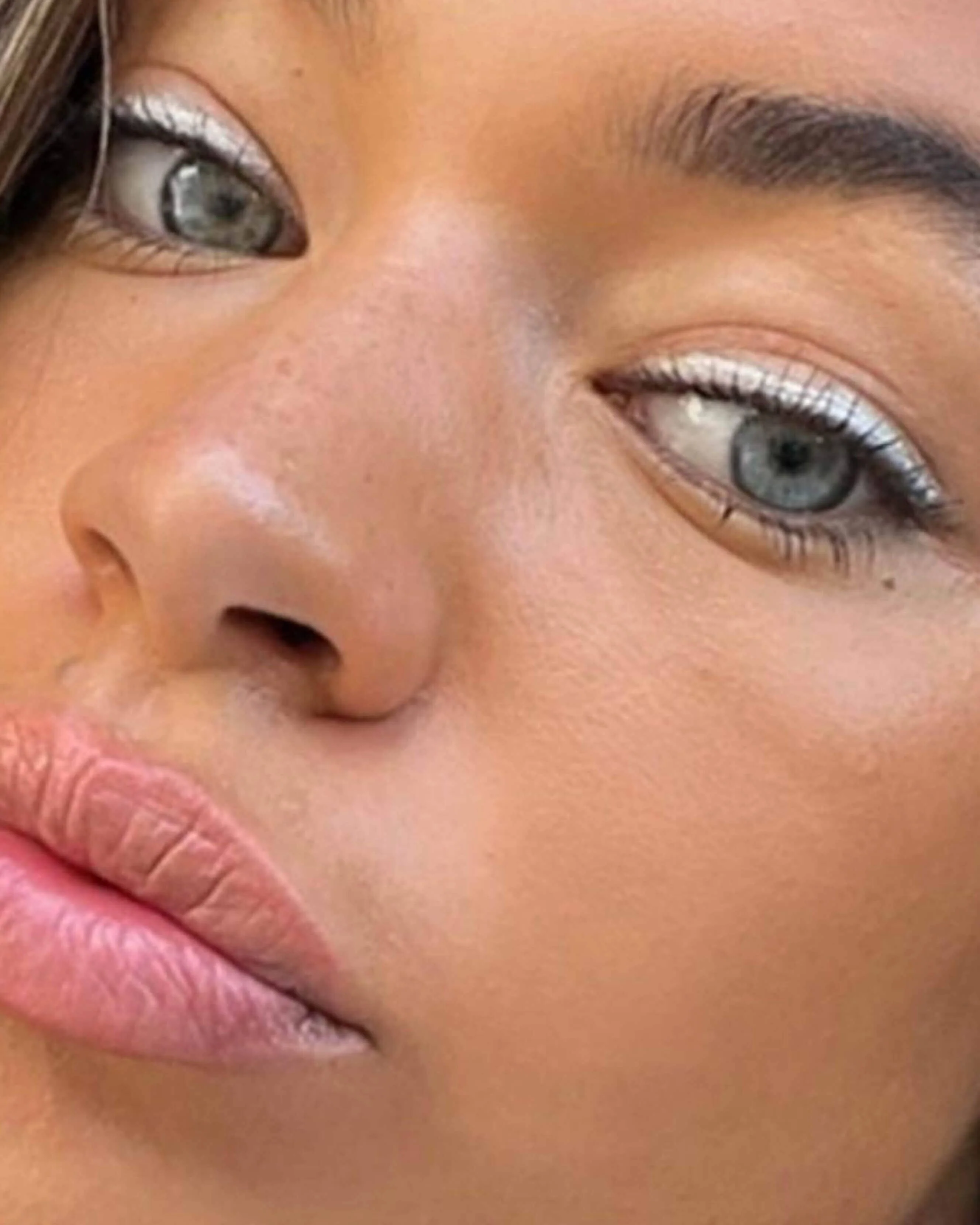 Satin Eyeliner - Image 7