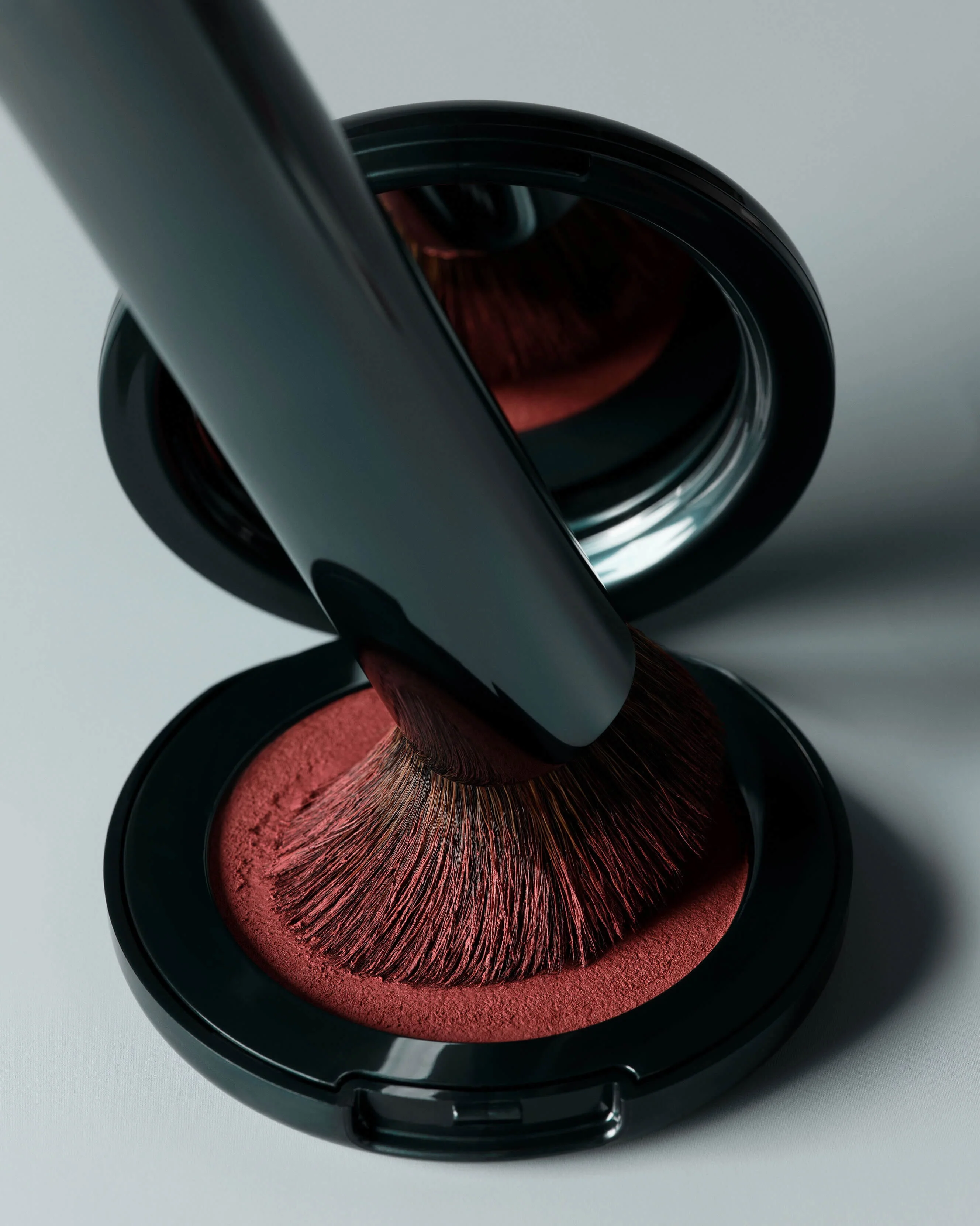 Smooth Base Complexion Brush - Image 2