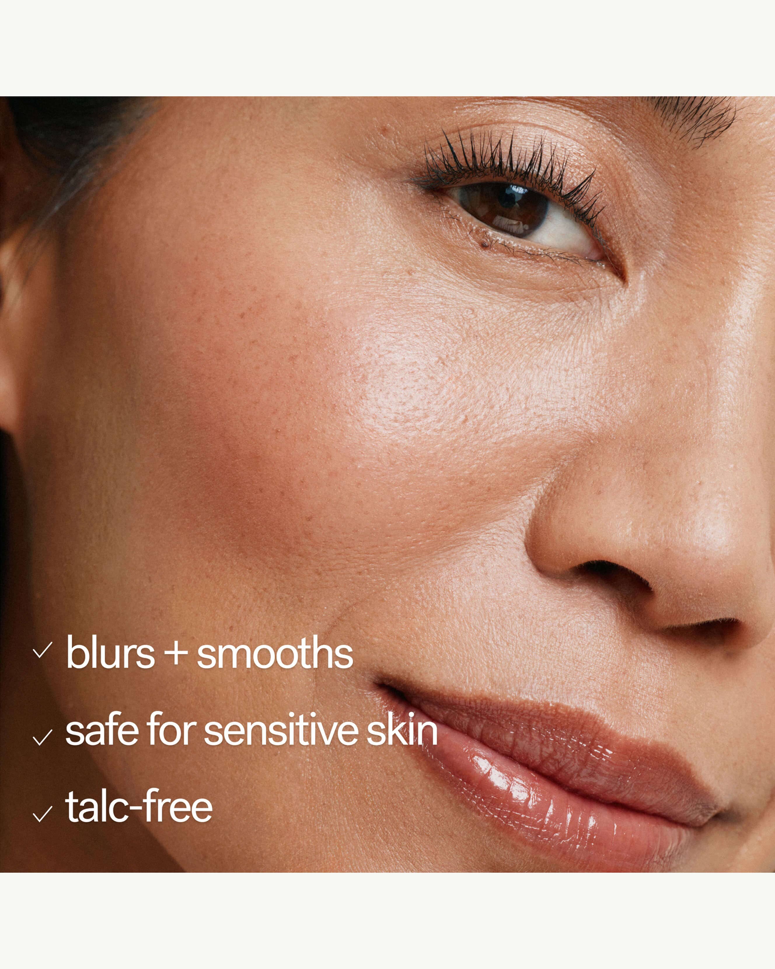 Soft Focus Finishing Powder with 12-Hour Shine Control - Image 14