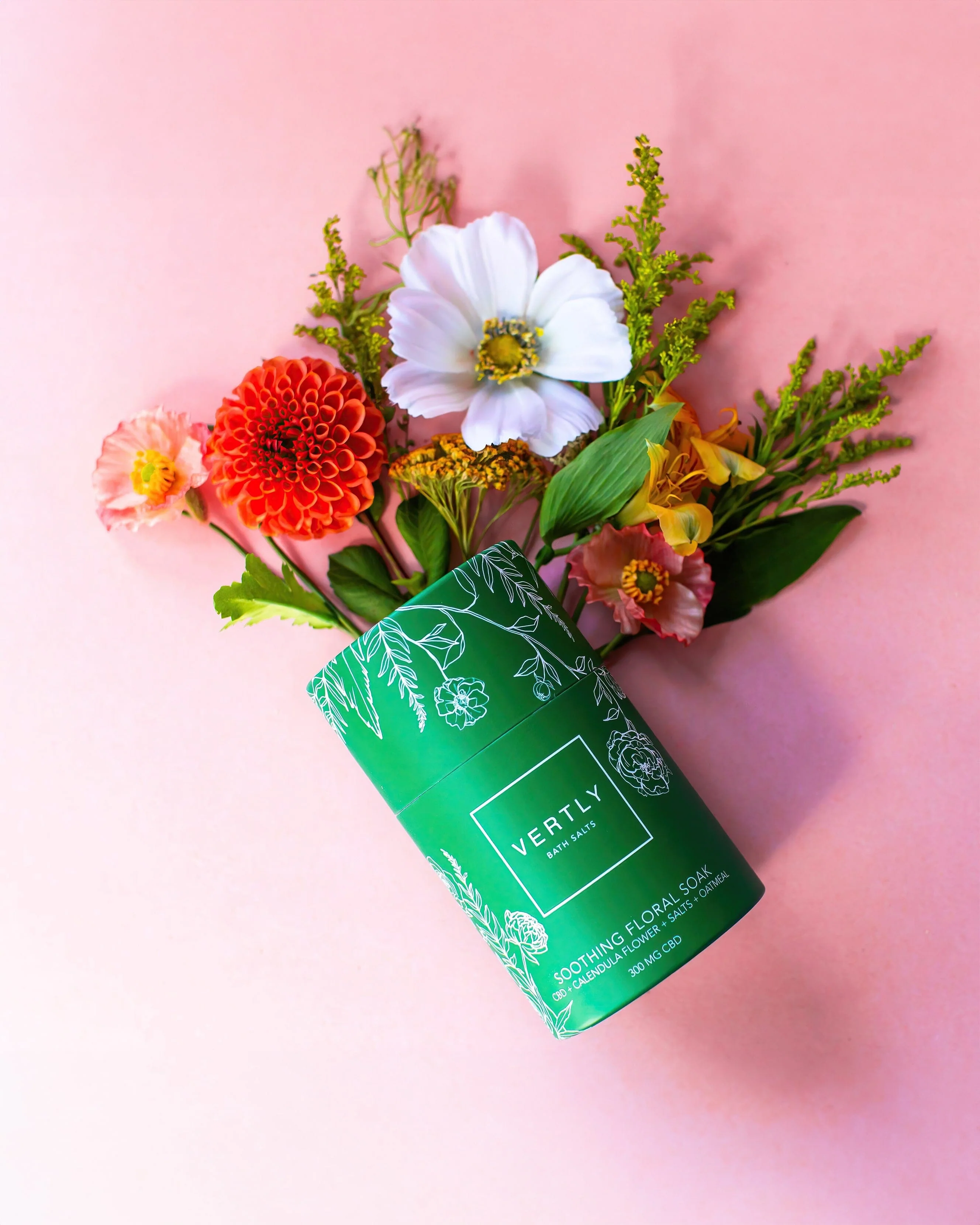 Soothing Floral Soak Bath Salts - Image 5