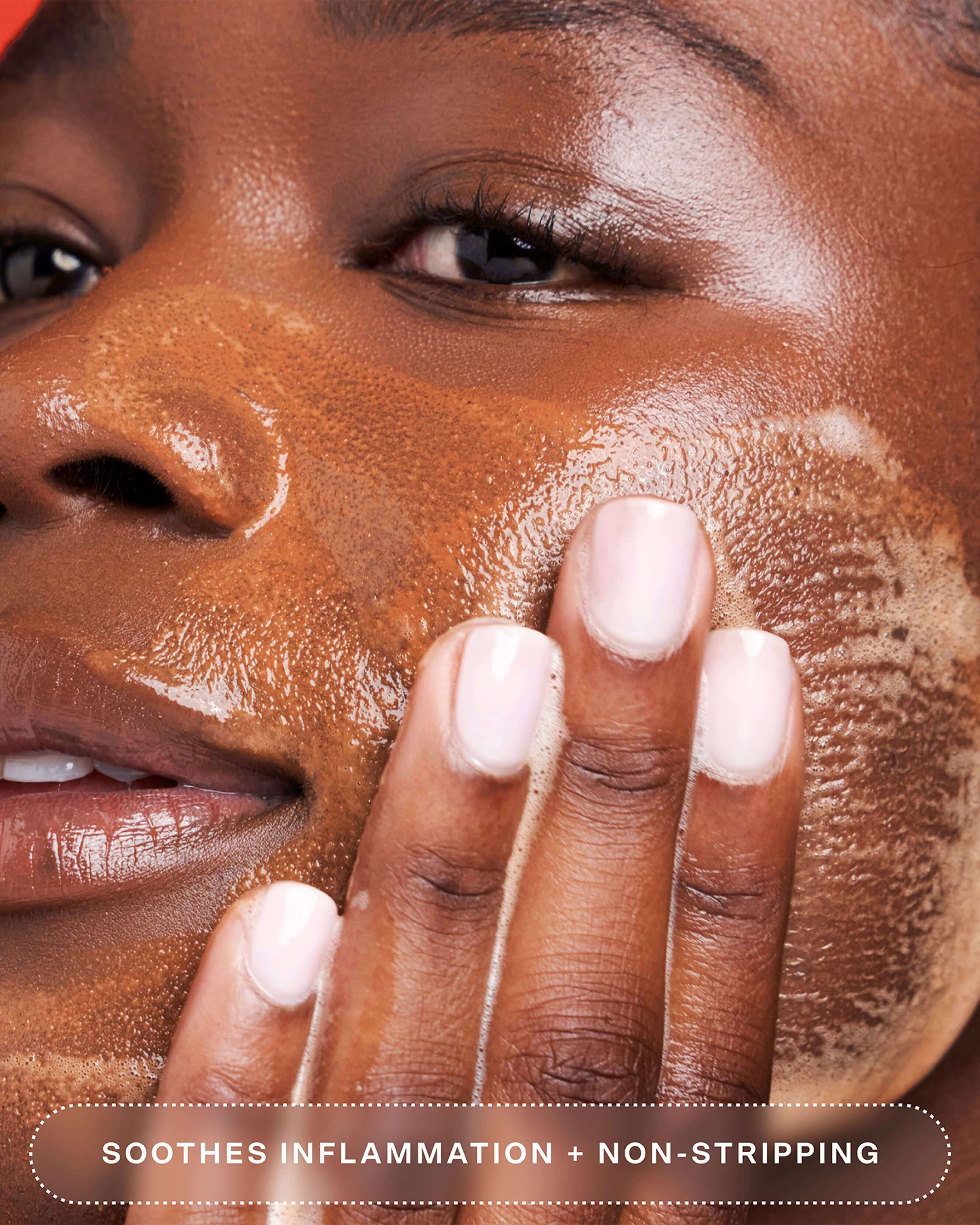 SOS Daily Balancing Gel Cleanser - Image 5