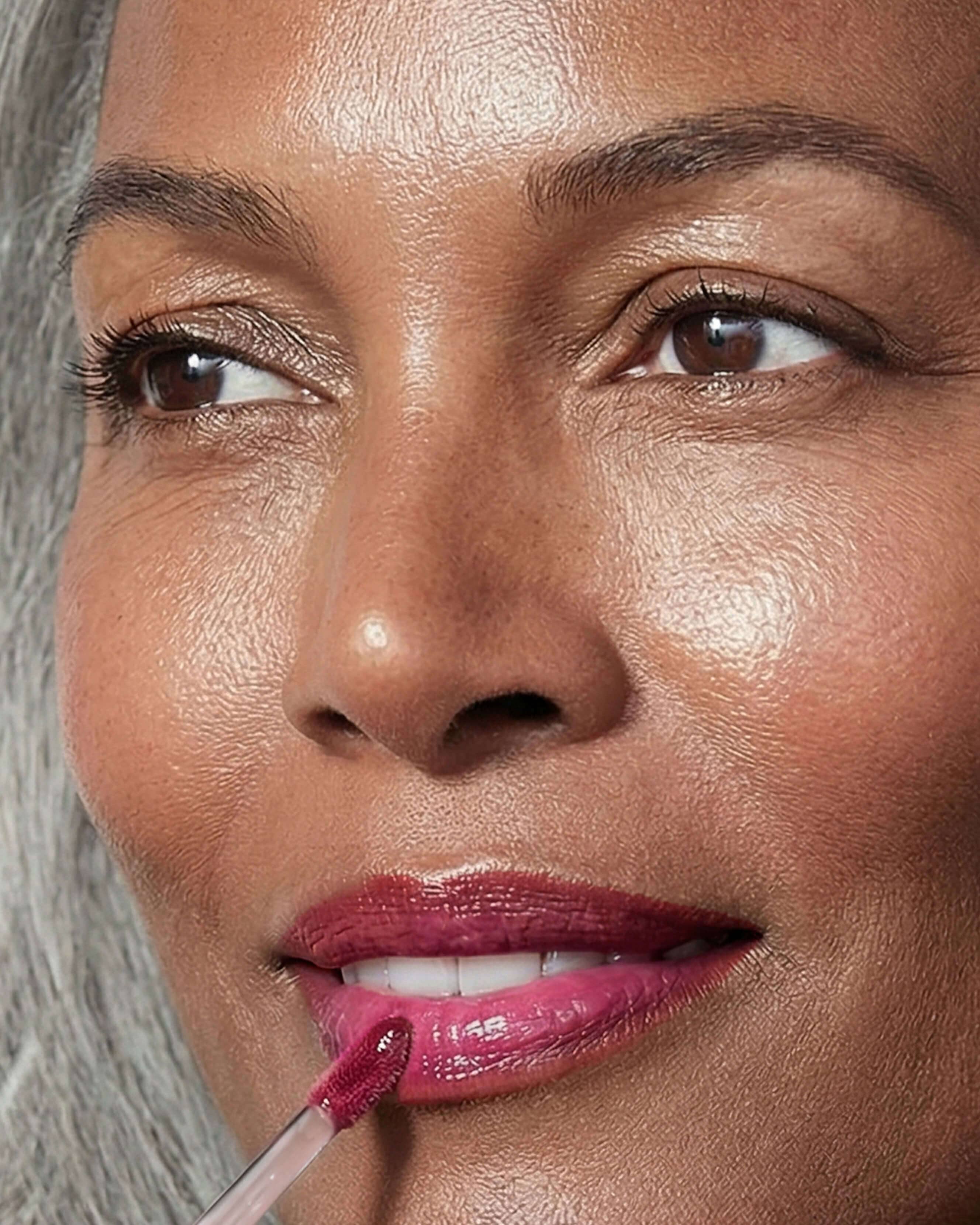 SPF 40 Nourishing Lip Serum - Image 16