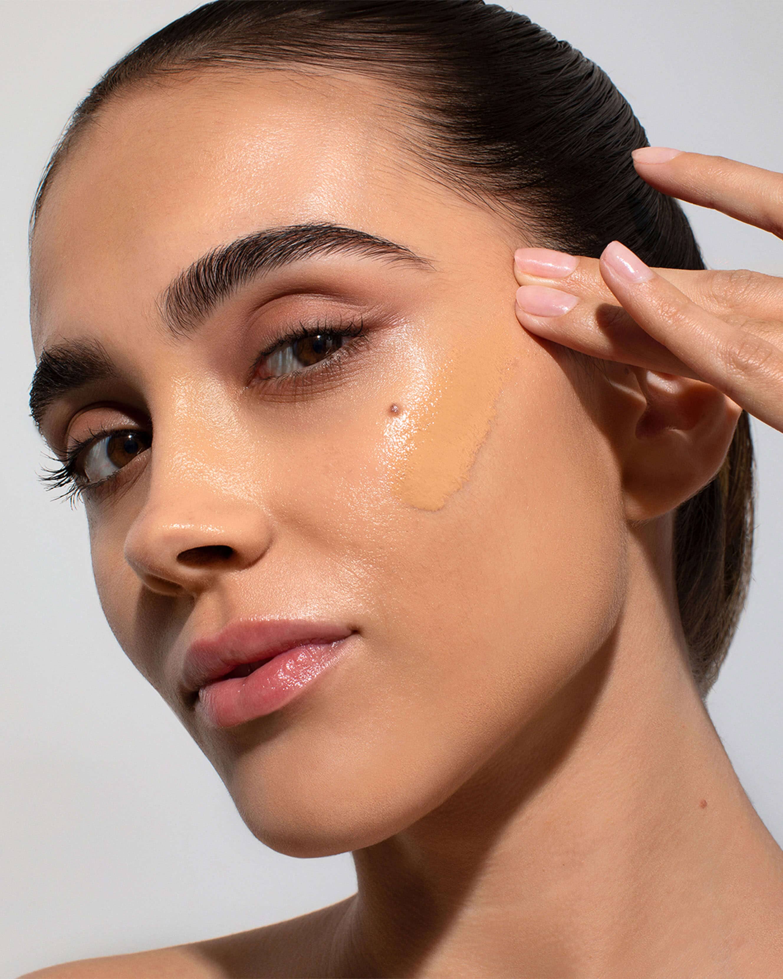 SPF 50 Mineral Drops Tinted Sunscreen - Image 45