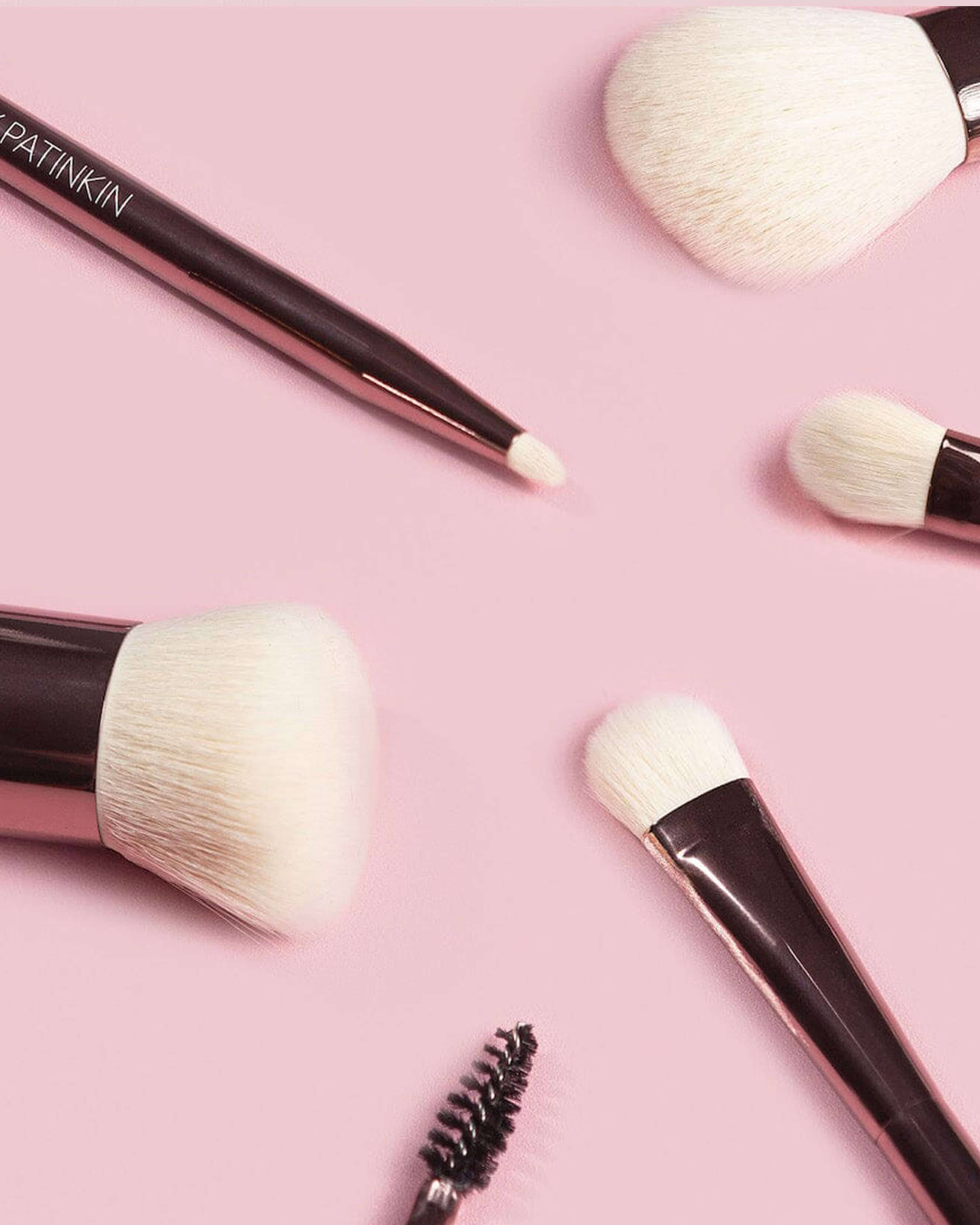 Sustainable Luxury Angled Multi-Blender Brush Large - Image 3