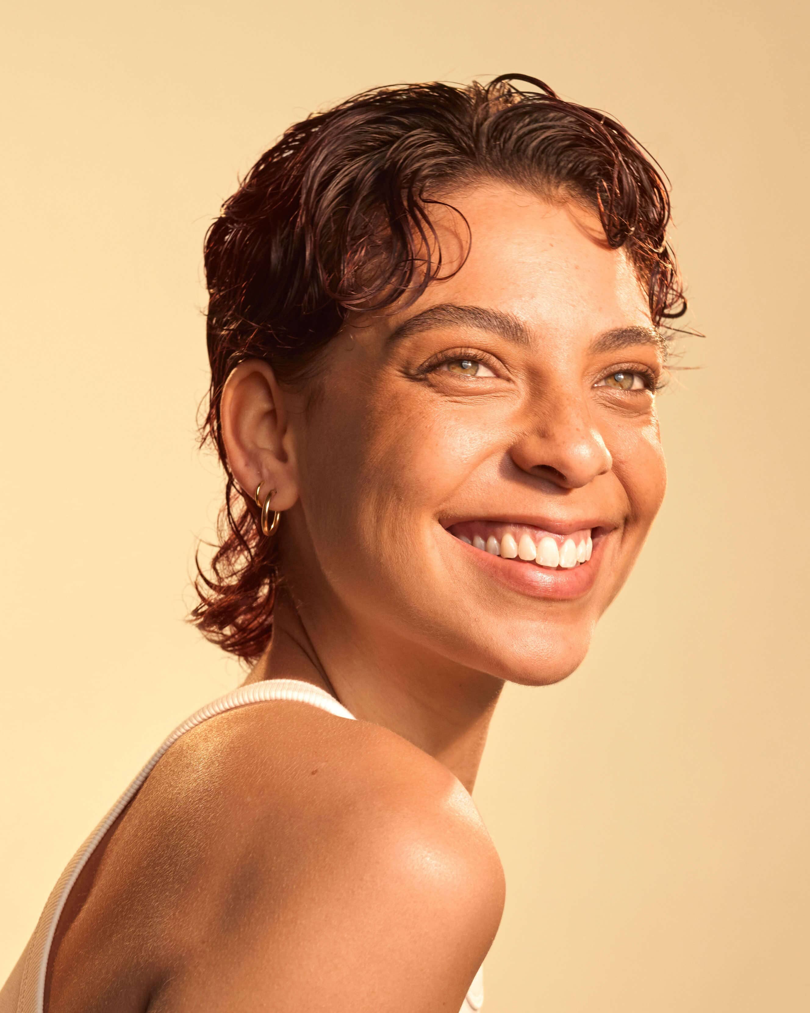 The Impossible Tan™ Hydrating Self Tan Drops - Image 9
