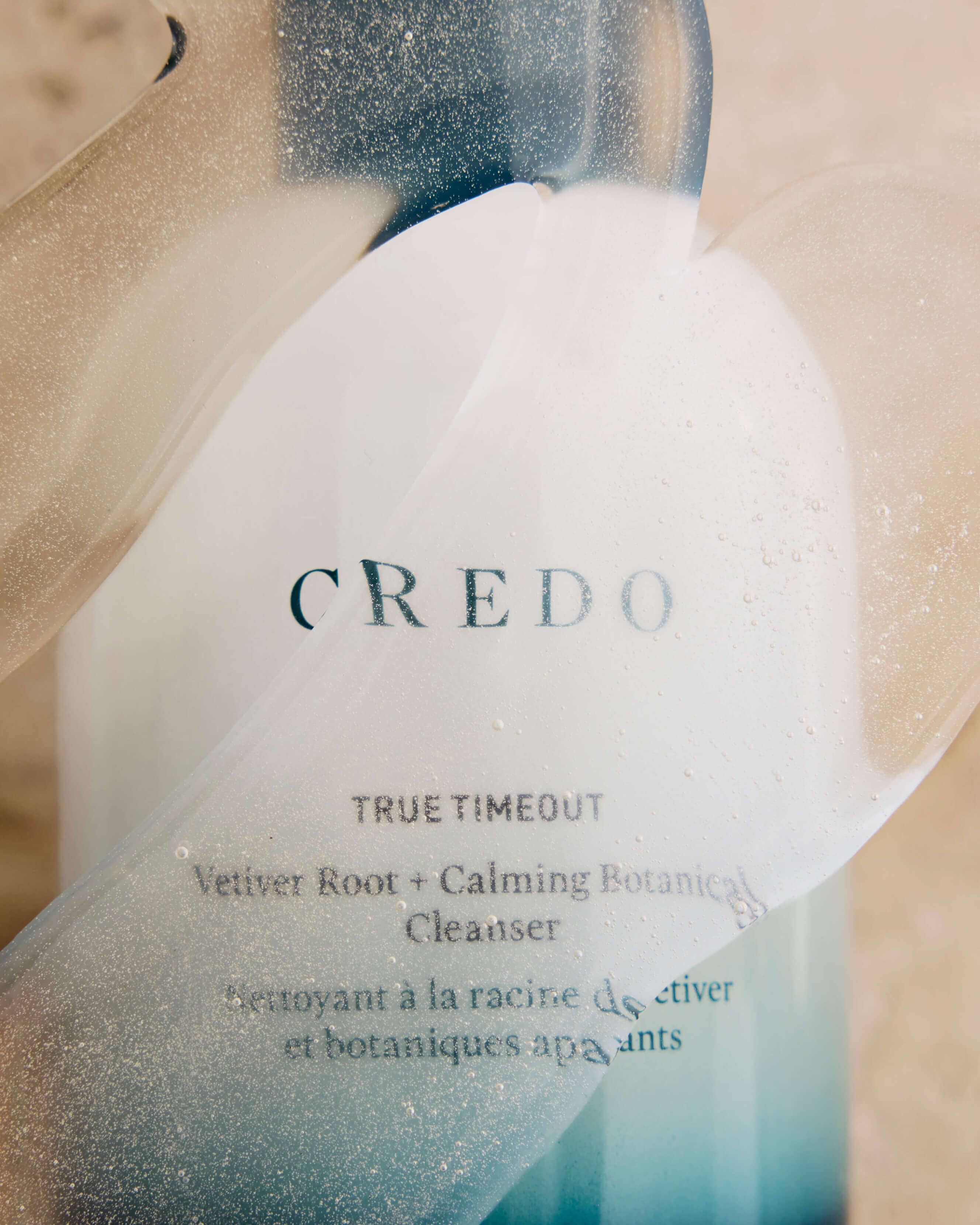 True Timeout Vetiver Root + Calming Botanicals Cleanser for Sensitive Skin - Image 3