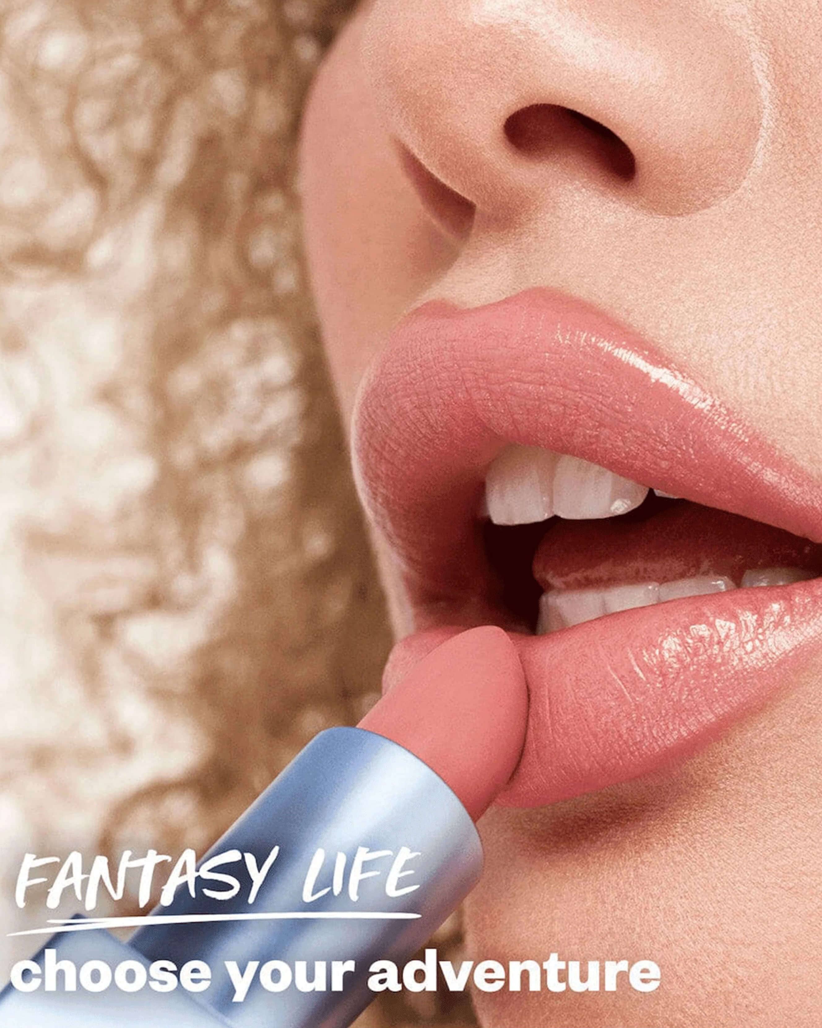 Weightless Lip Color Nourishing Satin Lipstick - Image 35